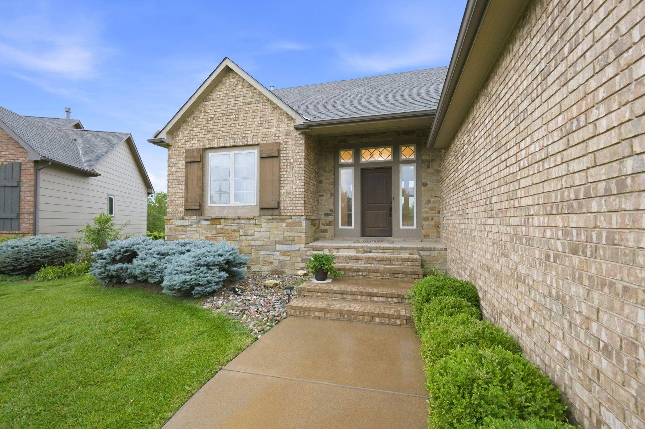 12209 E Troon Ct, Wichita, KS 67206