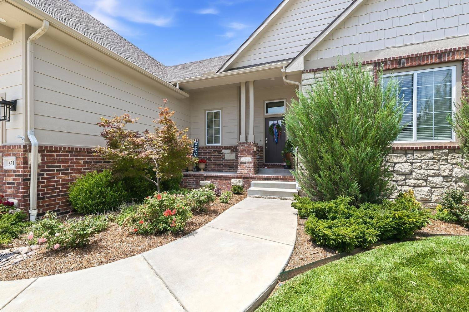 831 E Ruby Ct., Mulvane, KS 67110-9300