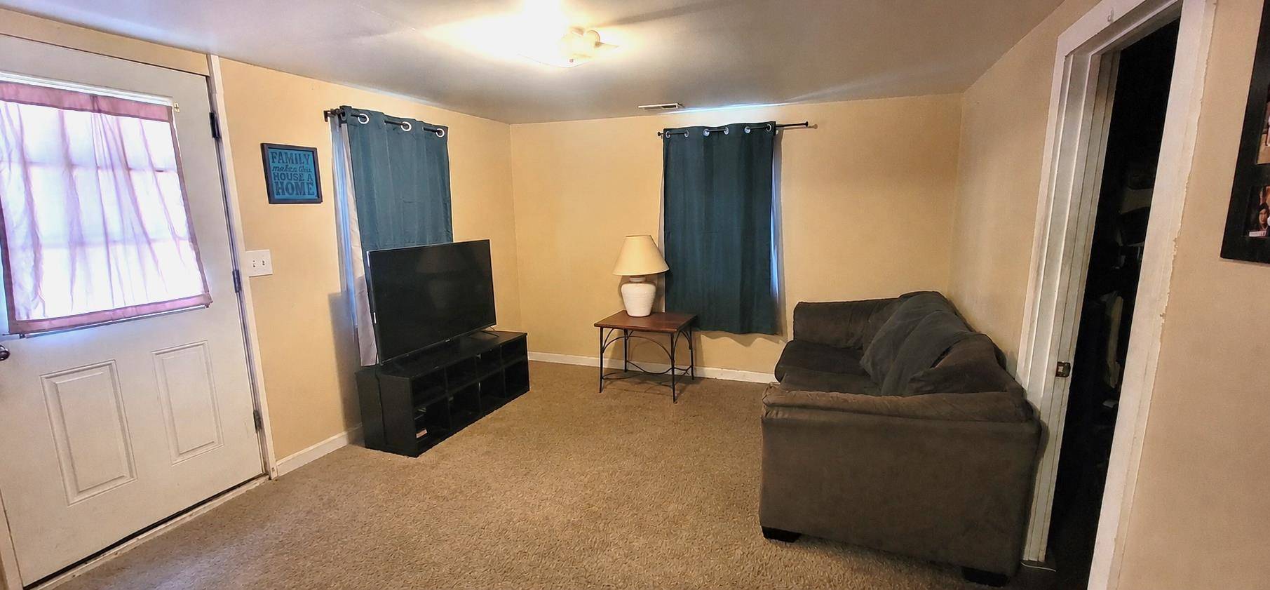 131 Glendale, Newton, KS 67114