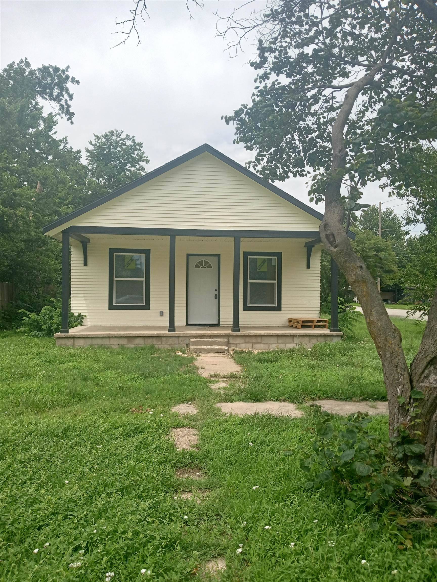 203 S Harvey, Burrton, KS 67020