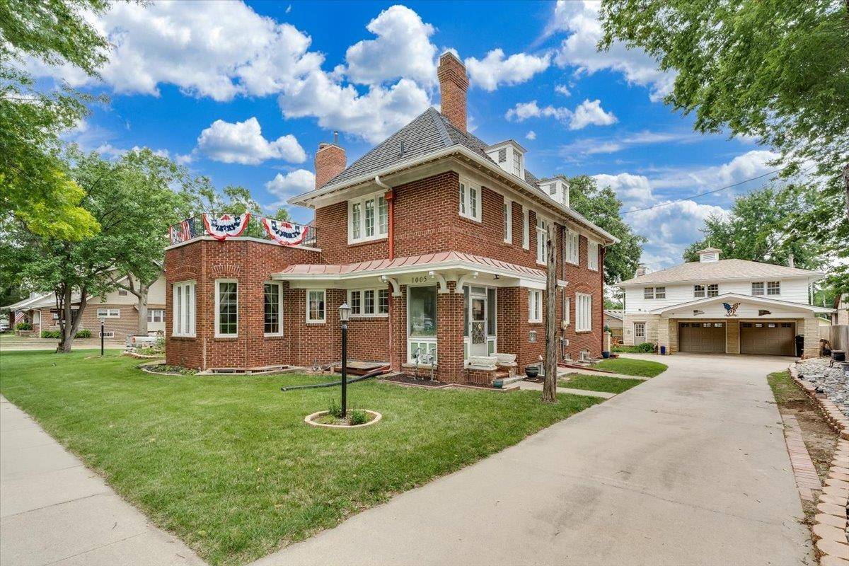 1005 W Central Ave, El Dorado, KS 67042