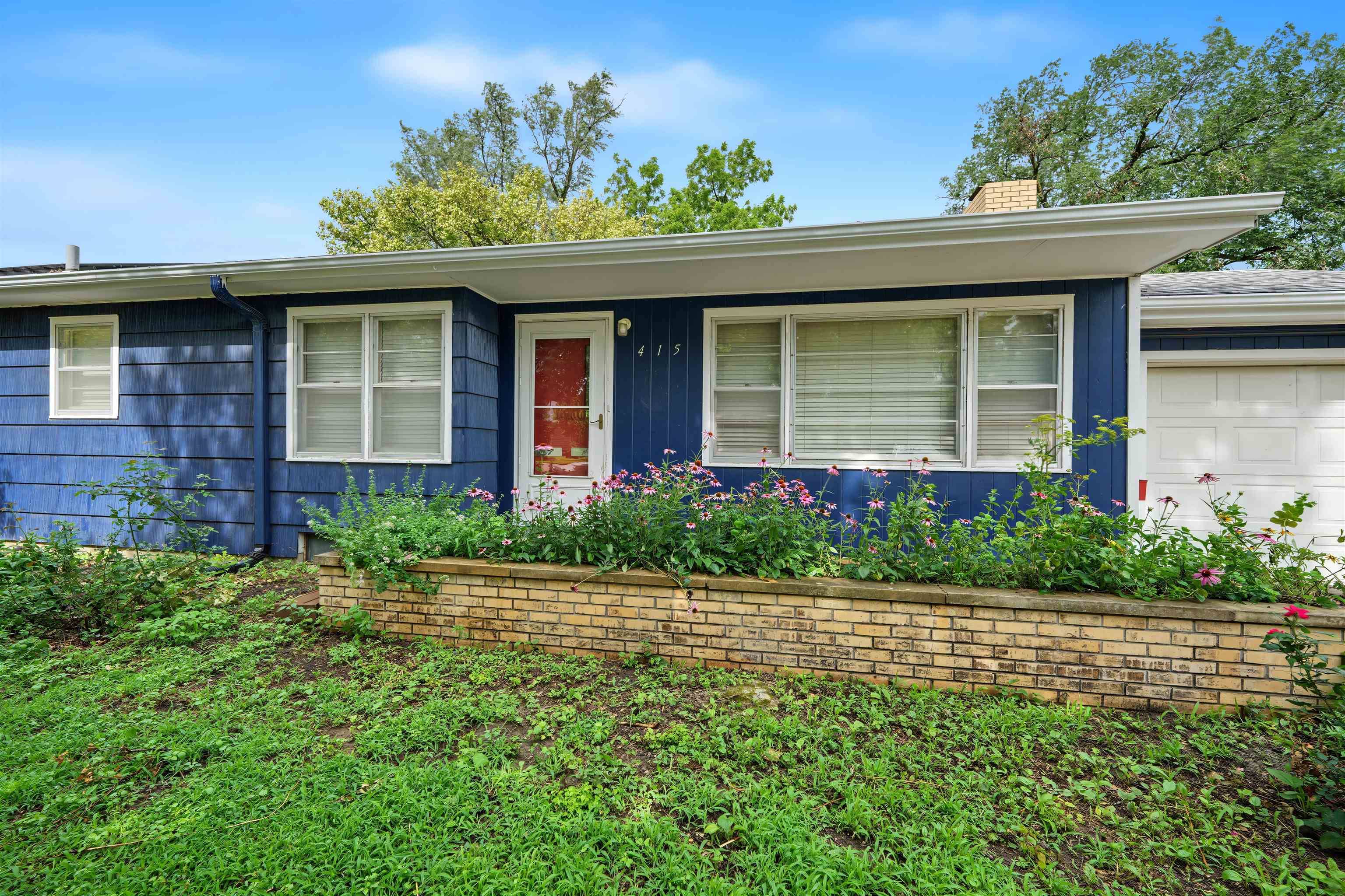 415 N Chestnut St., Lindsborg, KS 67456