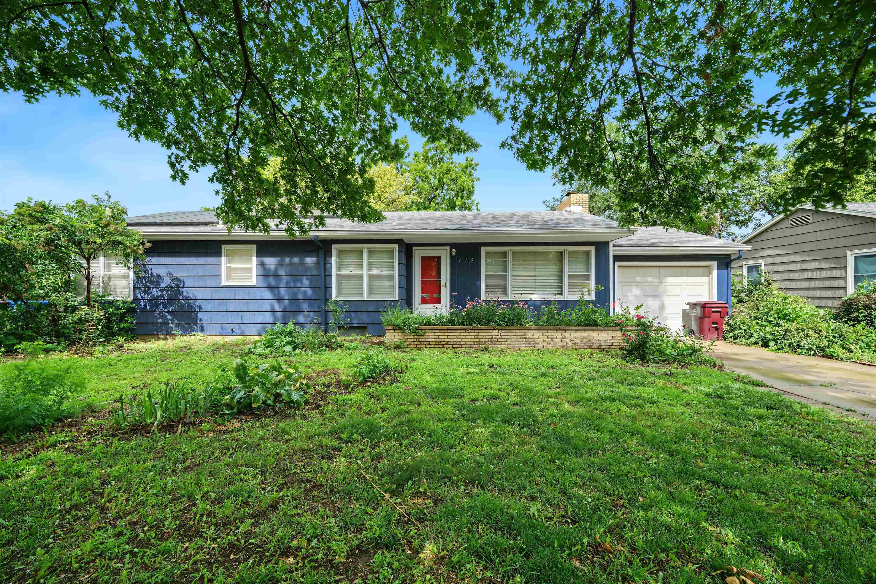 415 N Chestnut St., Lindsborg, KS 67456