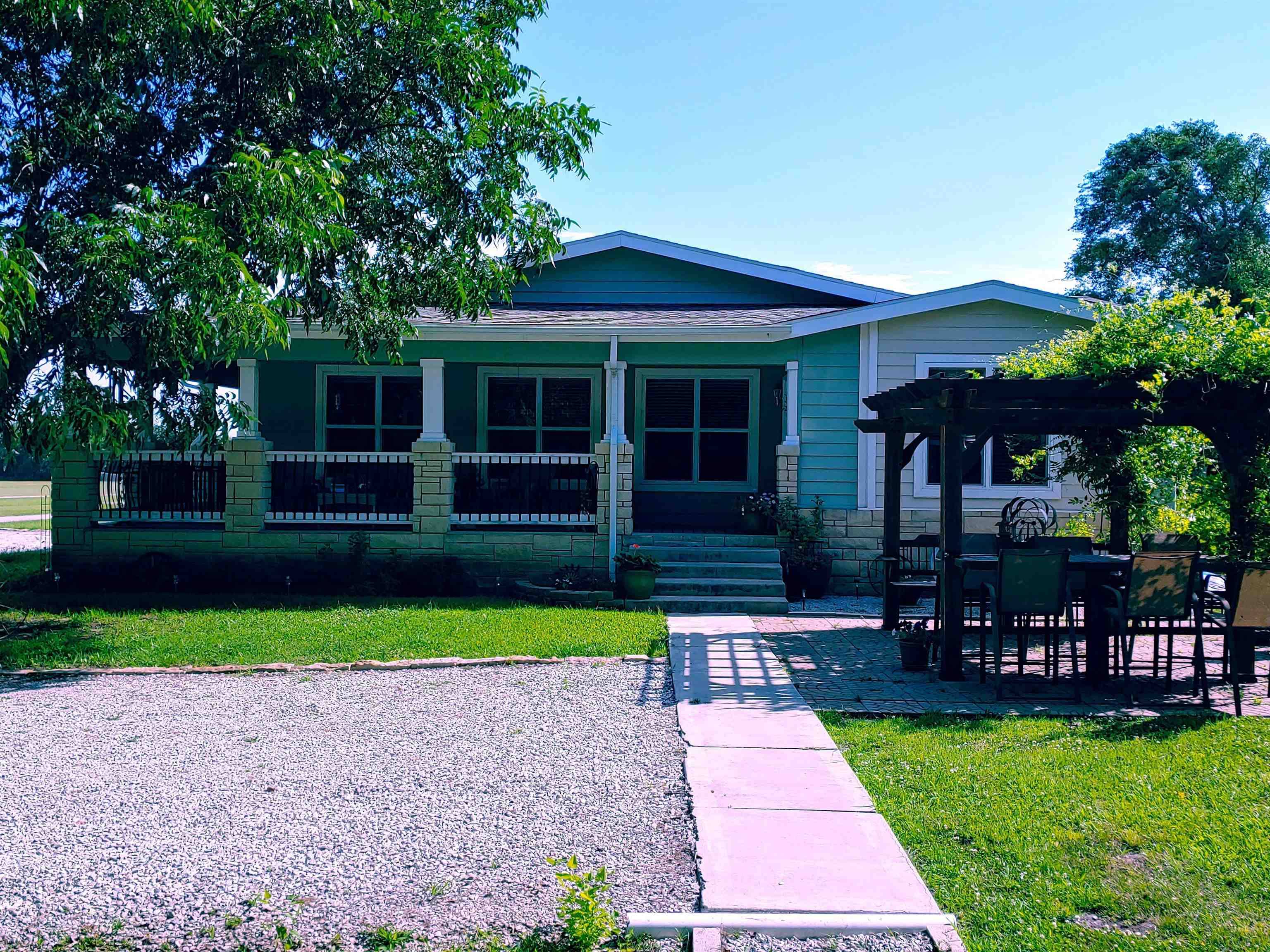 104 N Mulberry, Dexter, KS 67038