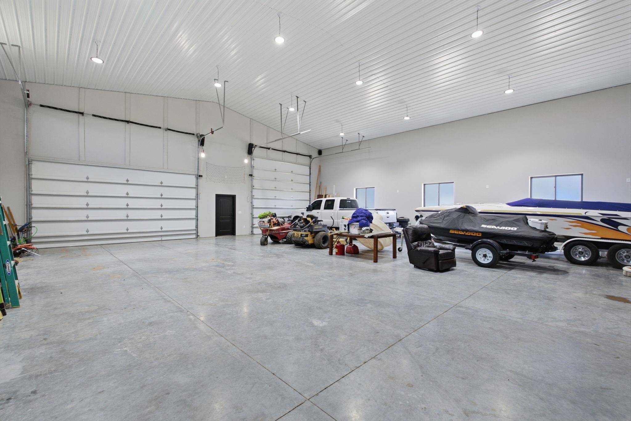 16078 E Bluff St, Cheney, KS 67025