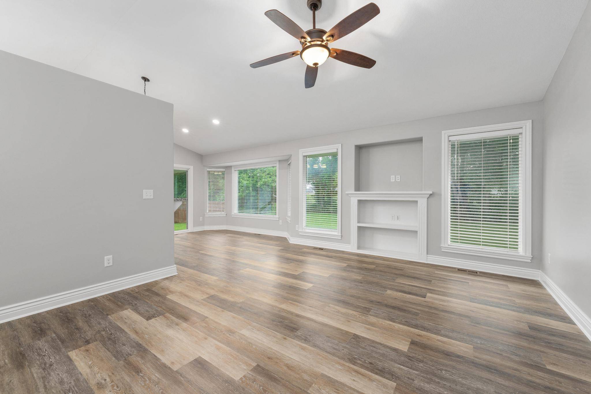 2202 S Cranbrook, Wichita, KS 67207