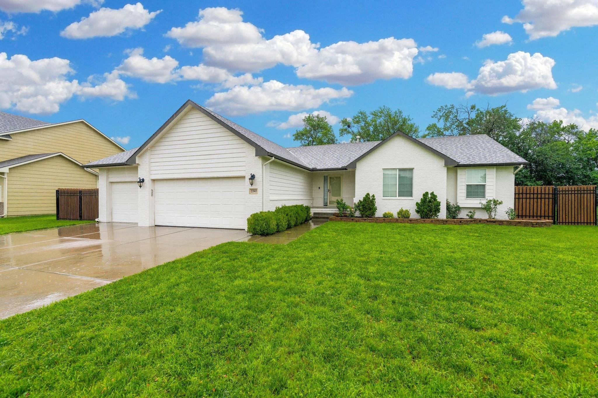 2202 S Cranbrook, Wichita, KS 67207