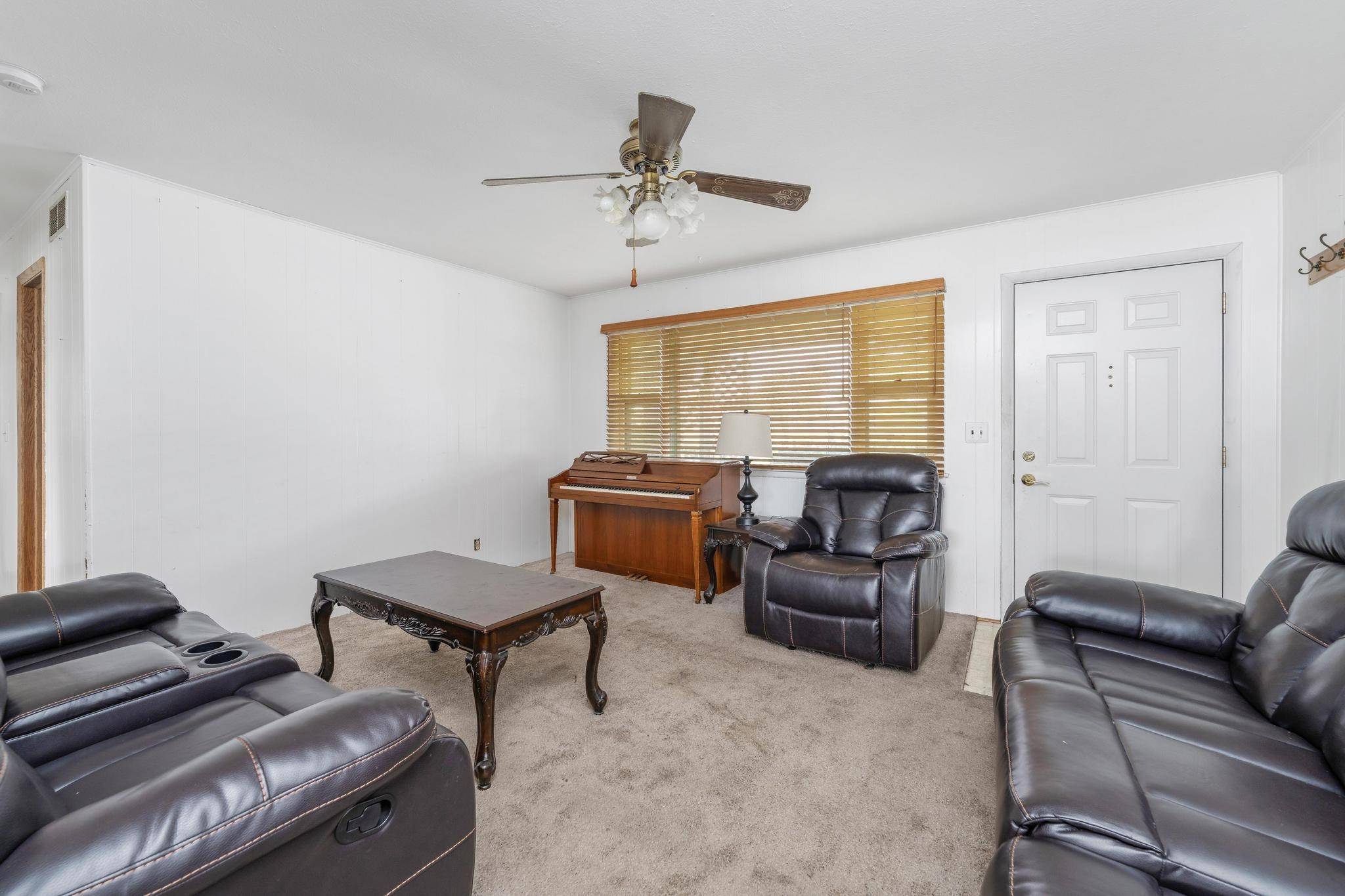 2104 S Osage Ave., Wichita, KS 67213