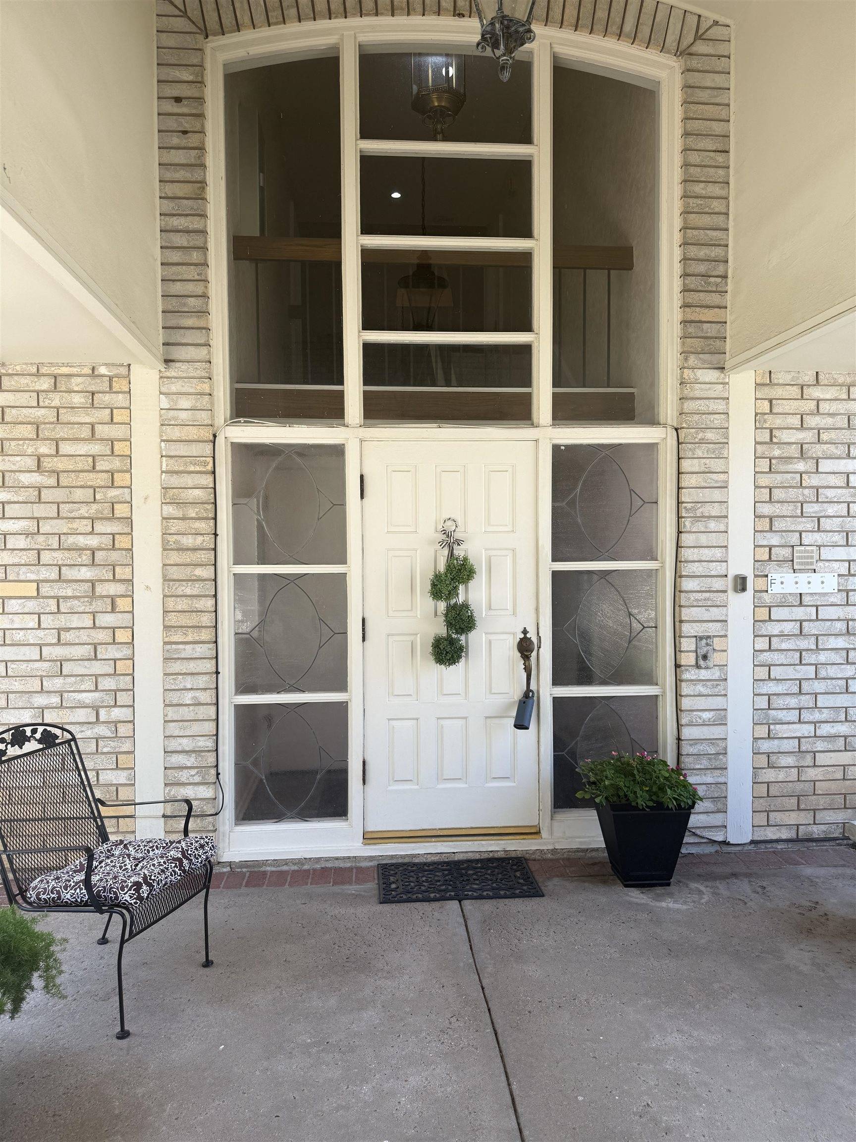 7077 E Central, Wichita, KS 67206