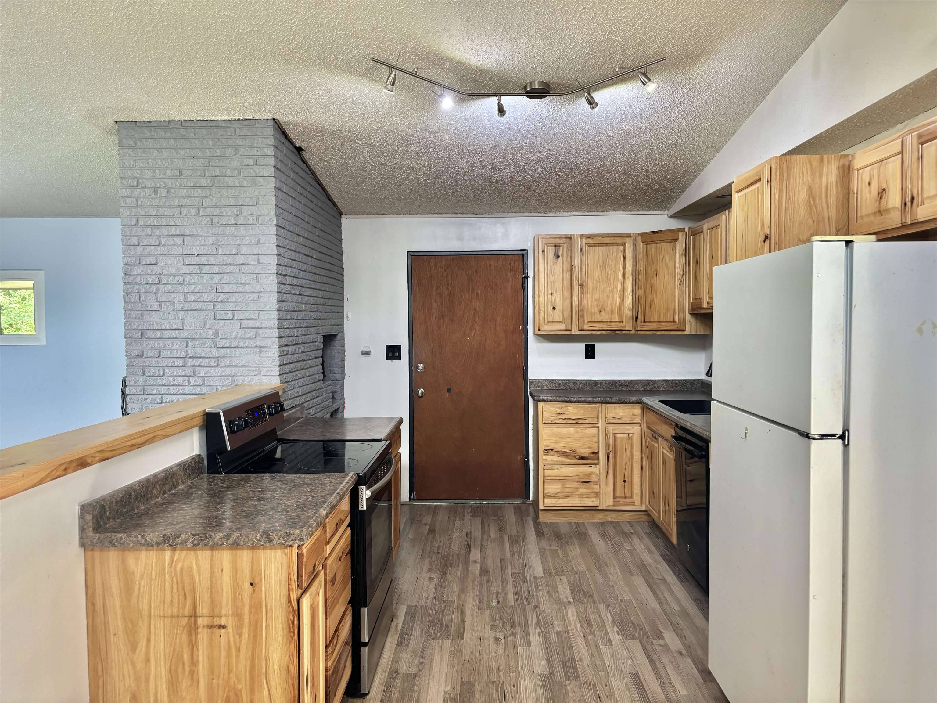 1772 S Clifton, Wichita, KS 67218