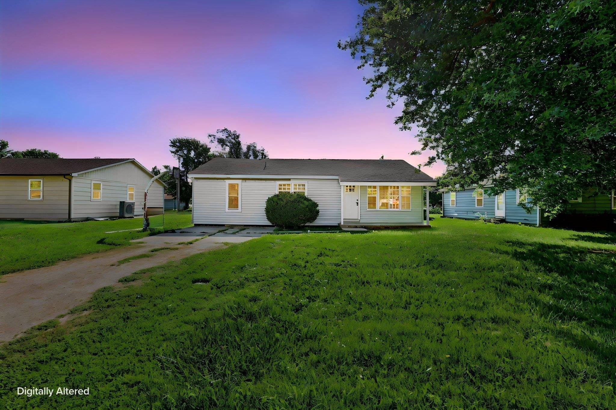 104 N Jackson Ave, Sedgwick, KS 67135