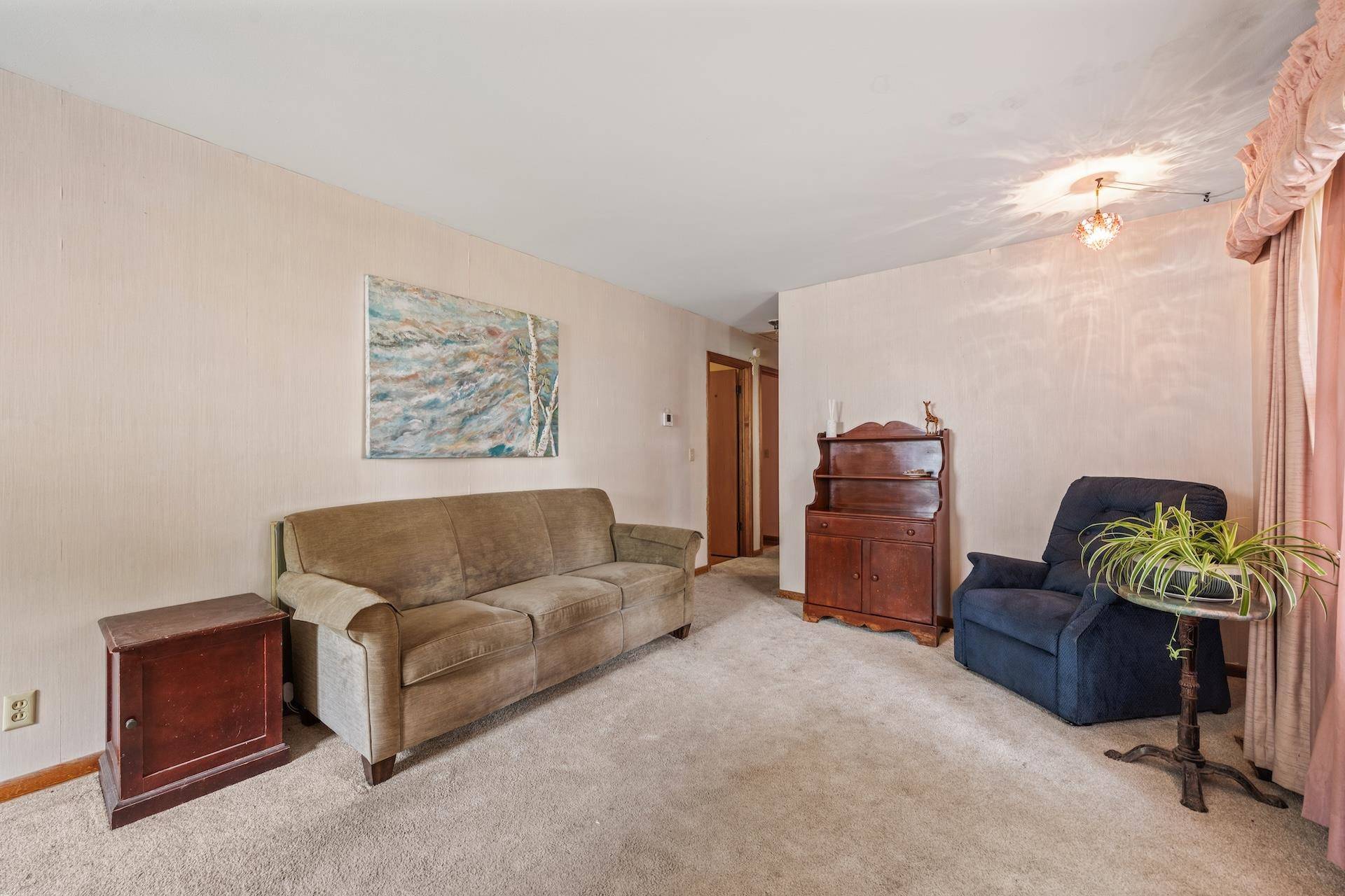 1838 N McComas Ave, Wichita, KS 67203-1421