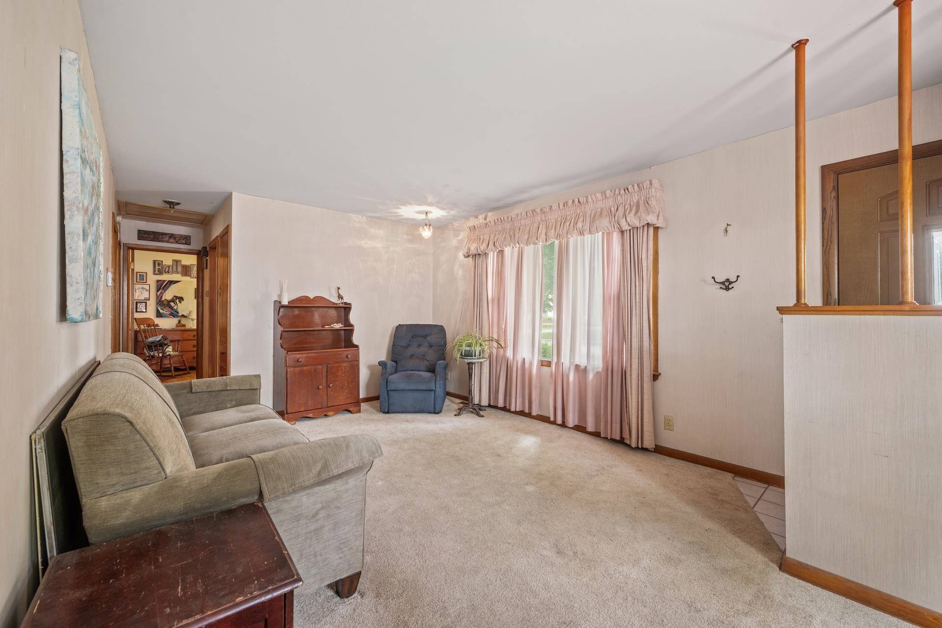 1838 N McComas Ave, Wichita, KS 67203-1421