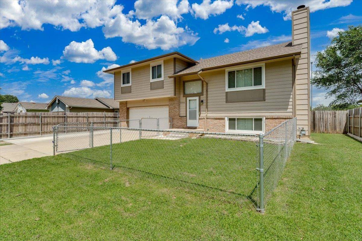 5434 S Washington Ave, Wichita, KS 67216