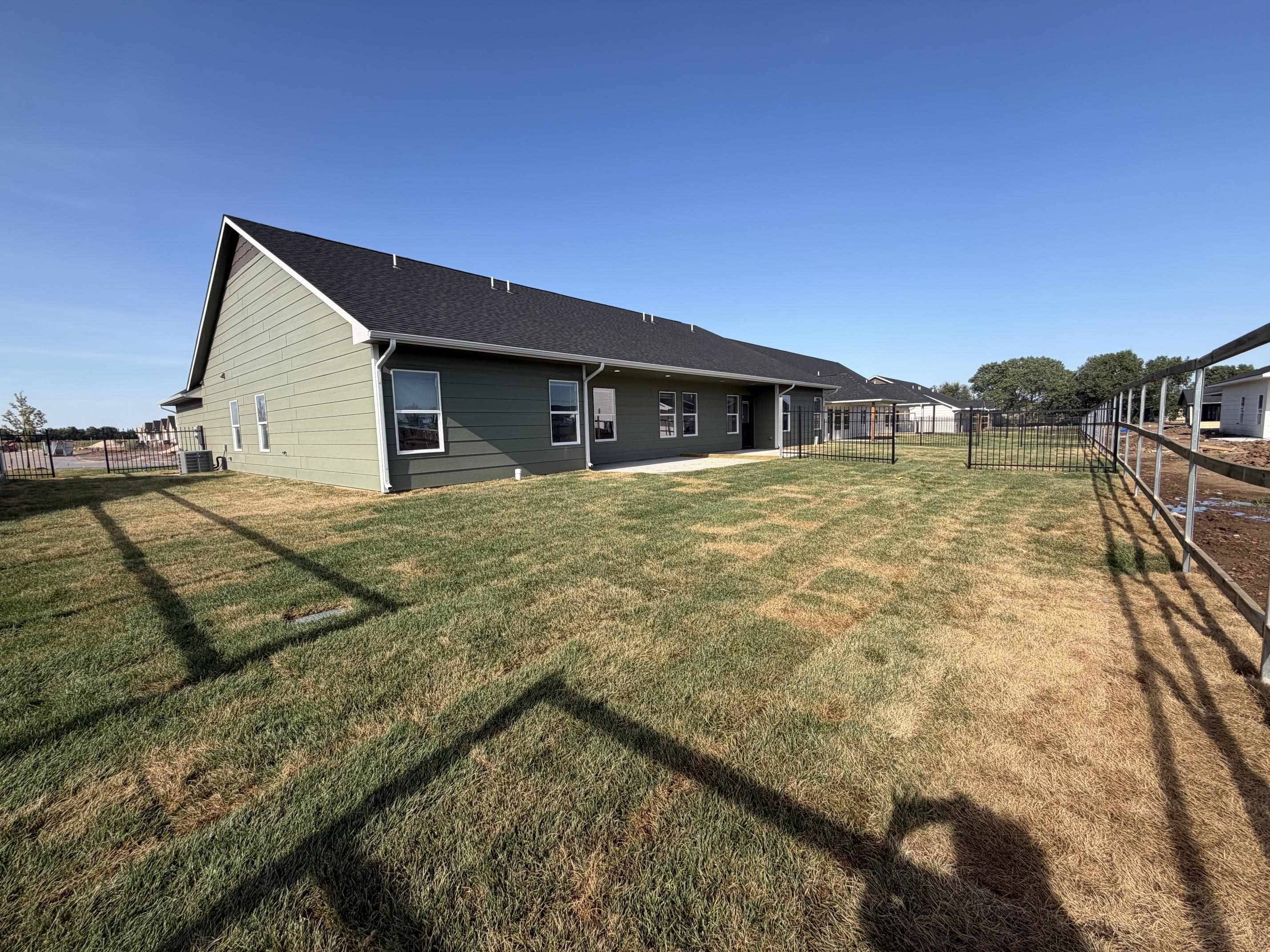 761 N Wheatland St, Wichita, KS 67235