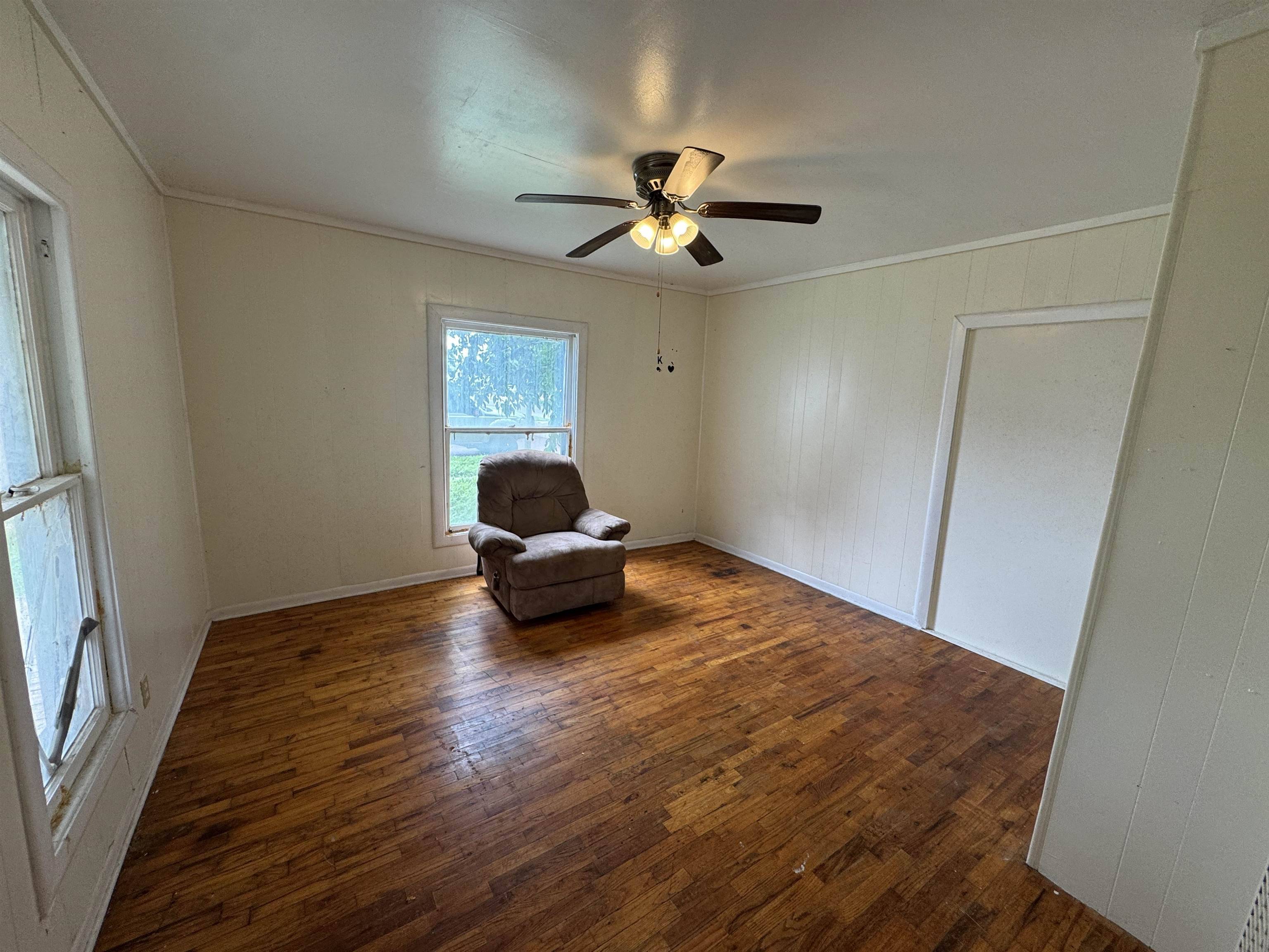 120 W 7th, Winfield, KS 67156