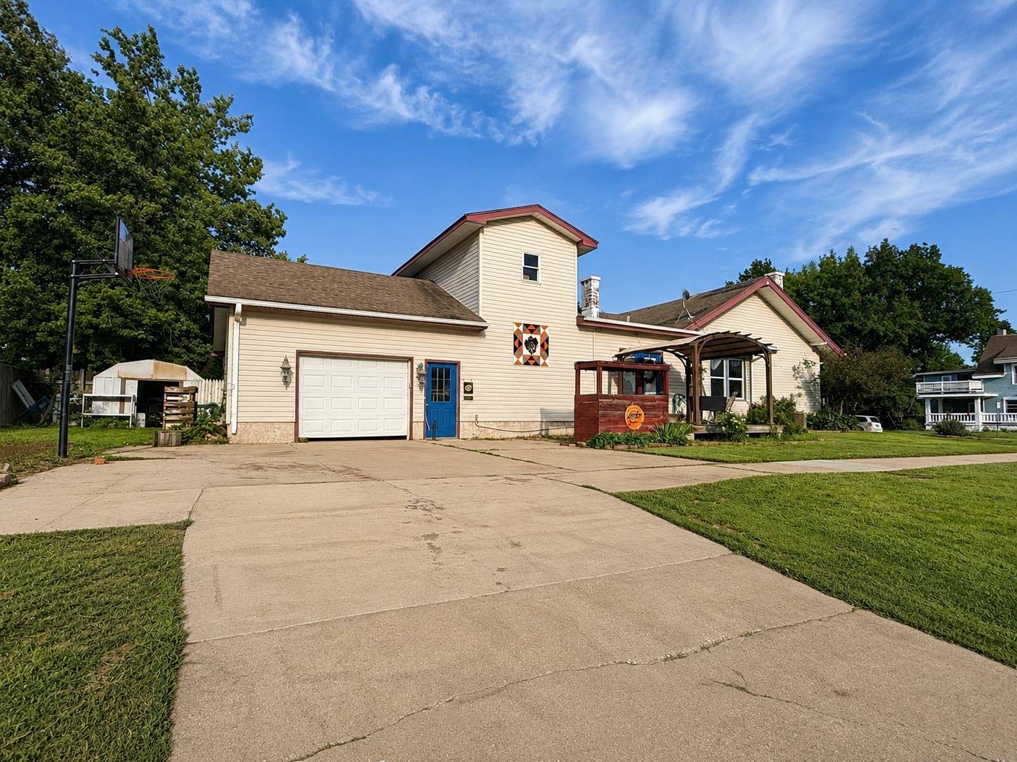 118 W 1st Avenue, Caldwell, KS 67022