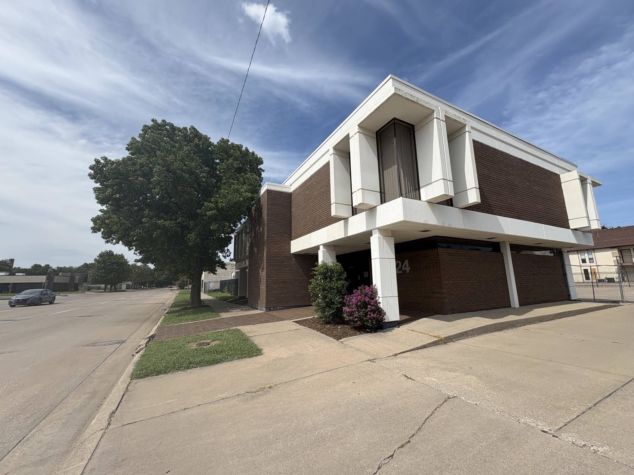 924 N Main St., Wichita, KS 67203