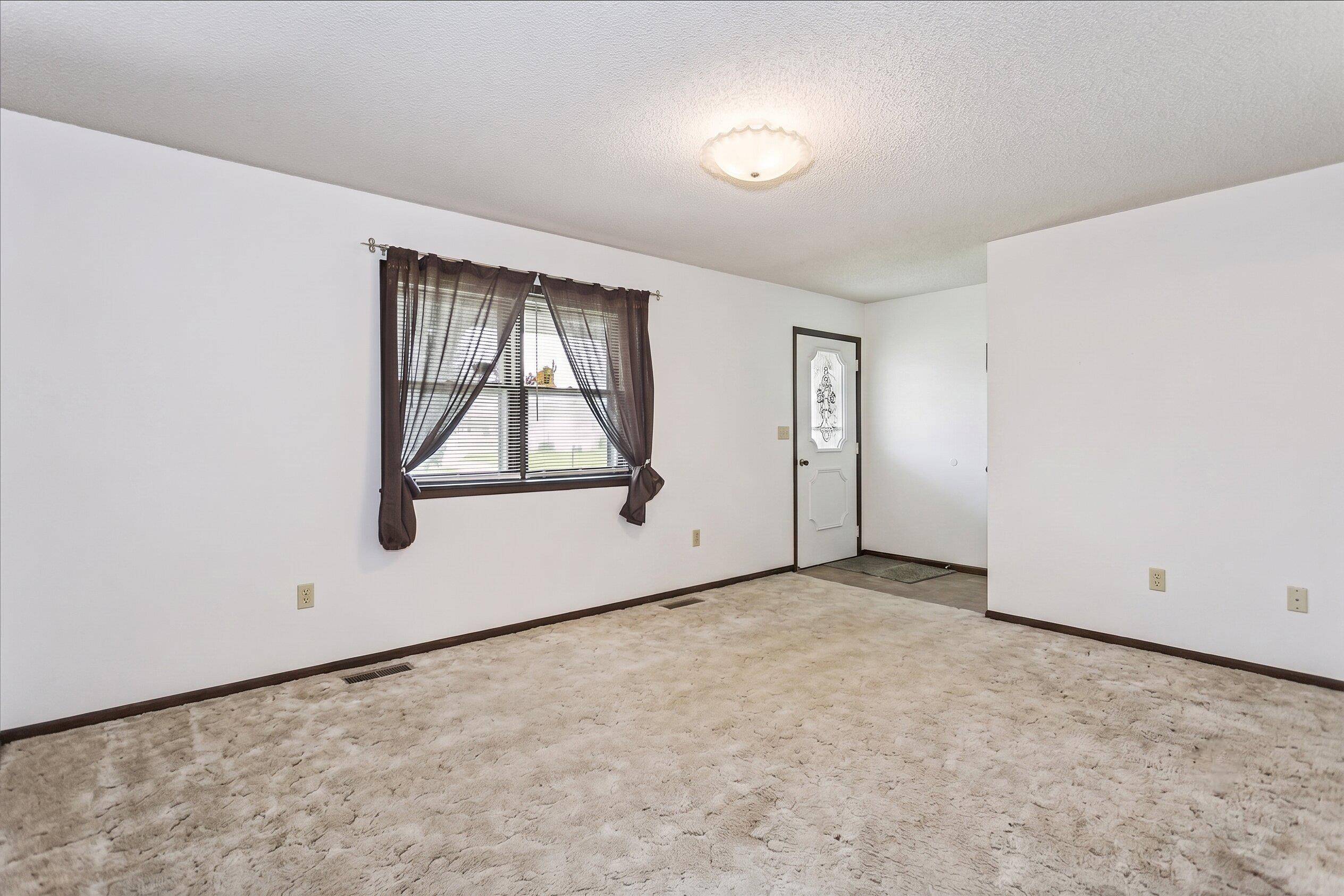 1709 W 5th Ave, El Dorado, KS 67042