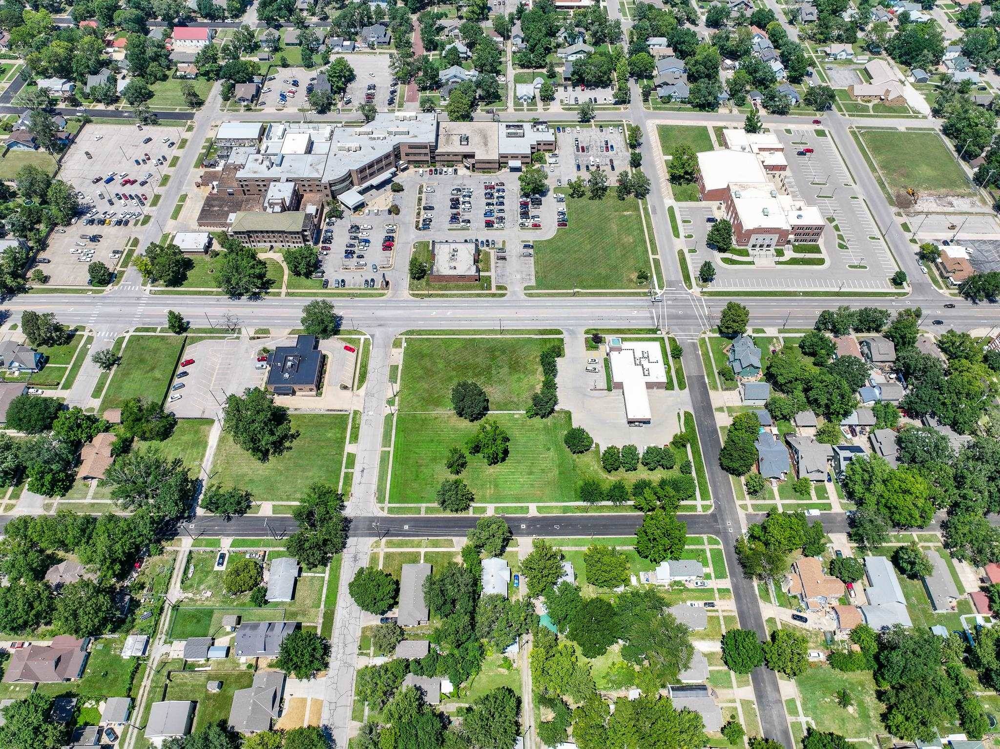635 W Central Ave, El Dorado, KS 67042