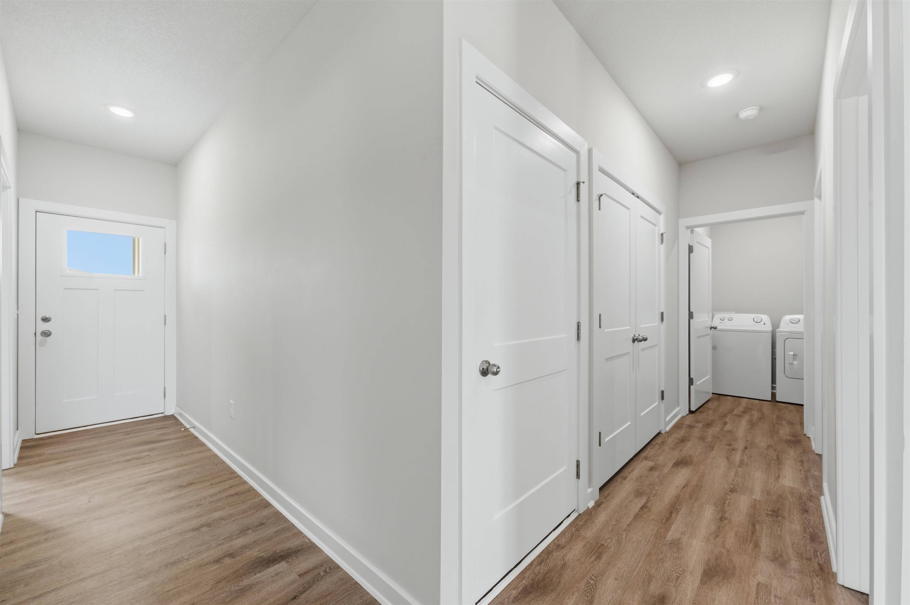 1558 N Emerald Valley Dr, Mulvane, KS 67110
