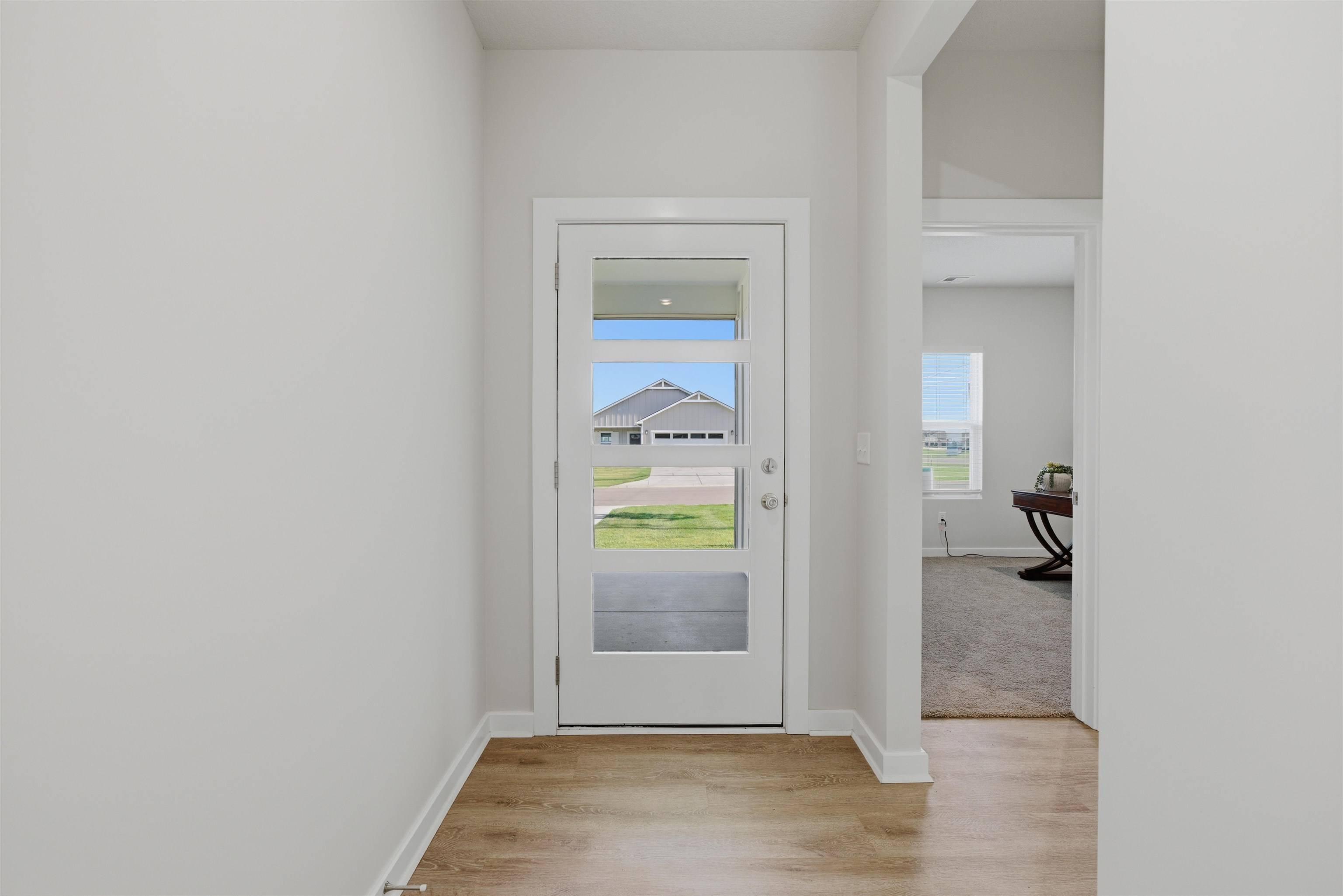 1562 N Emerald Valley Dr, Mulvane, KS 67110