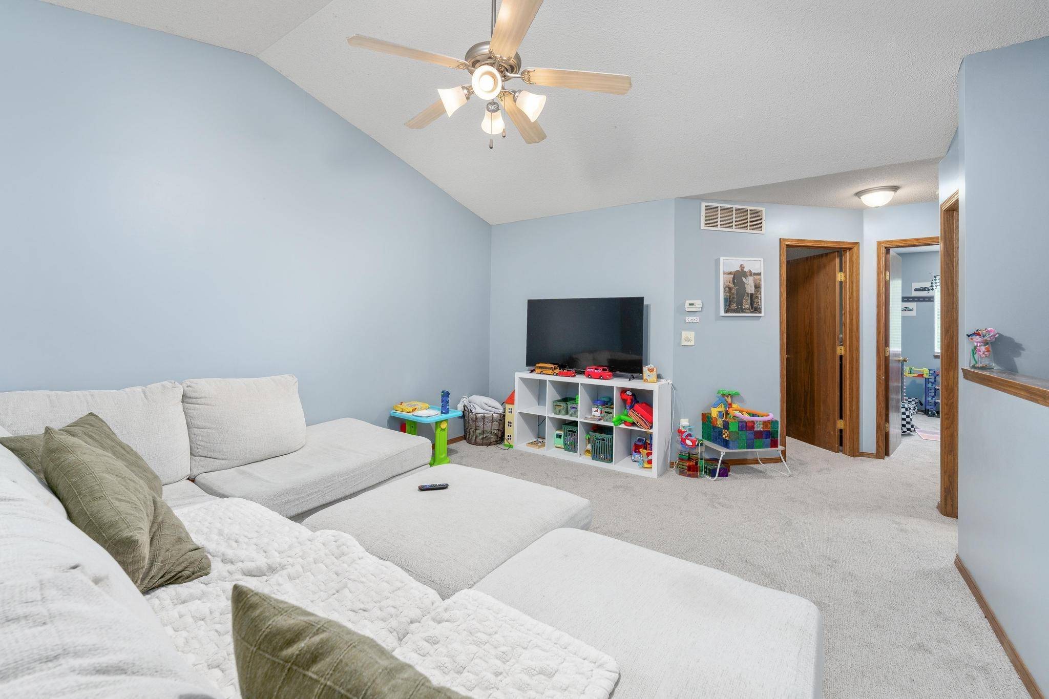 3811 N Pepper Ridge St, Wichita, KS 67205