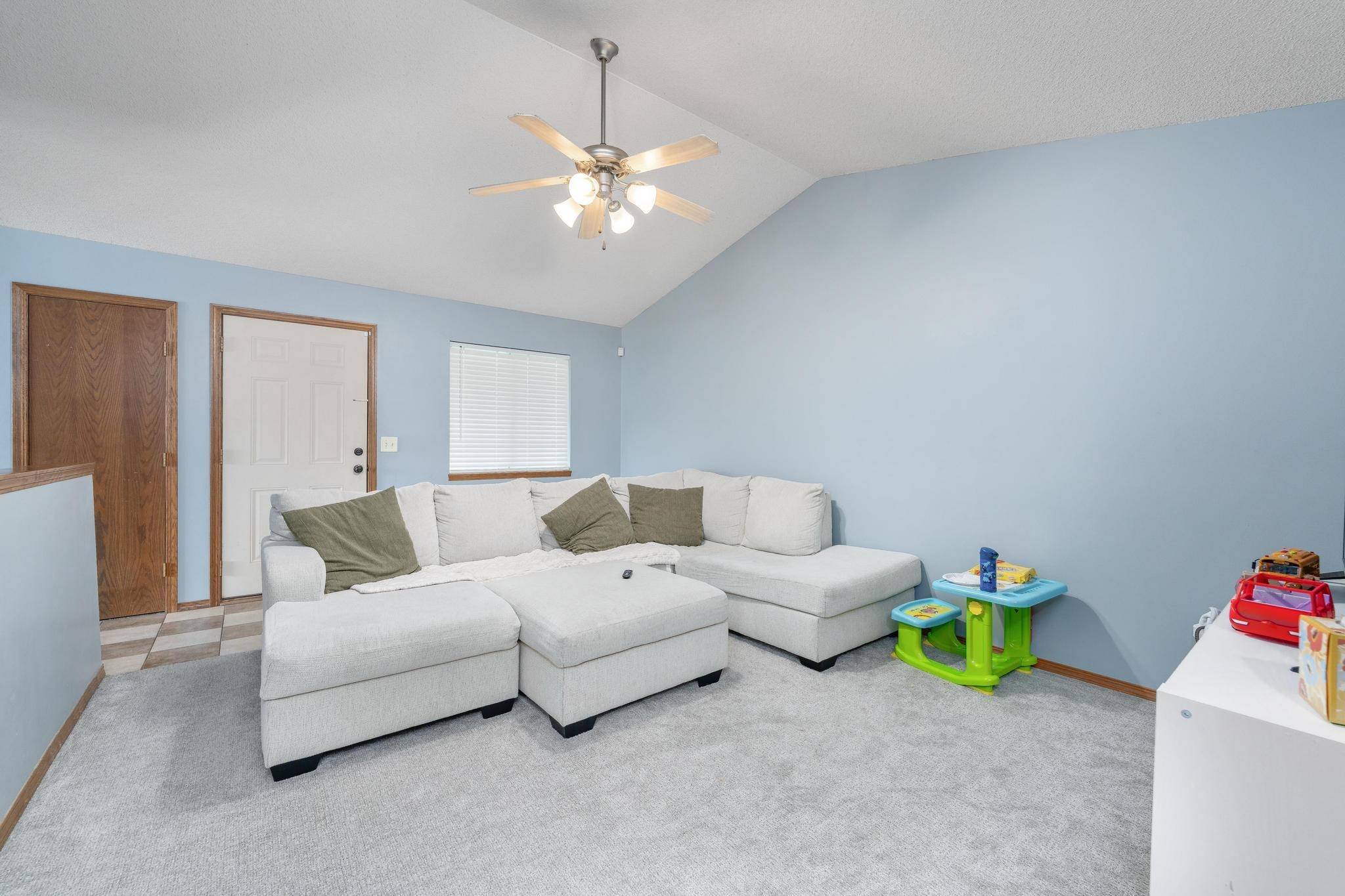 3811 N Pepper Ridge St, Wichita, KS 67205