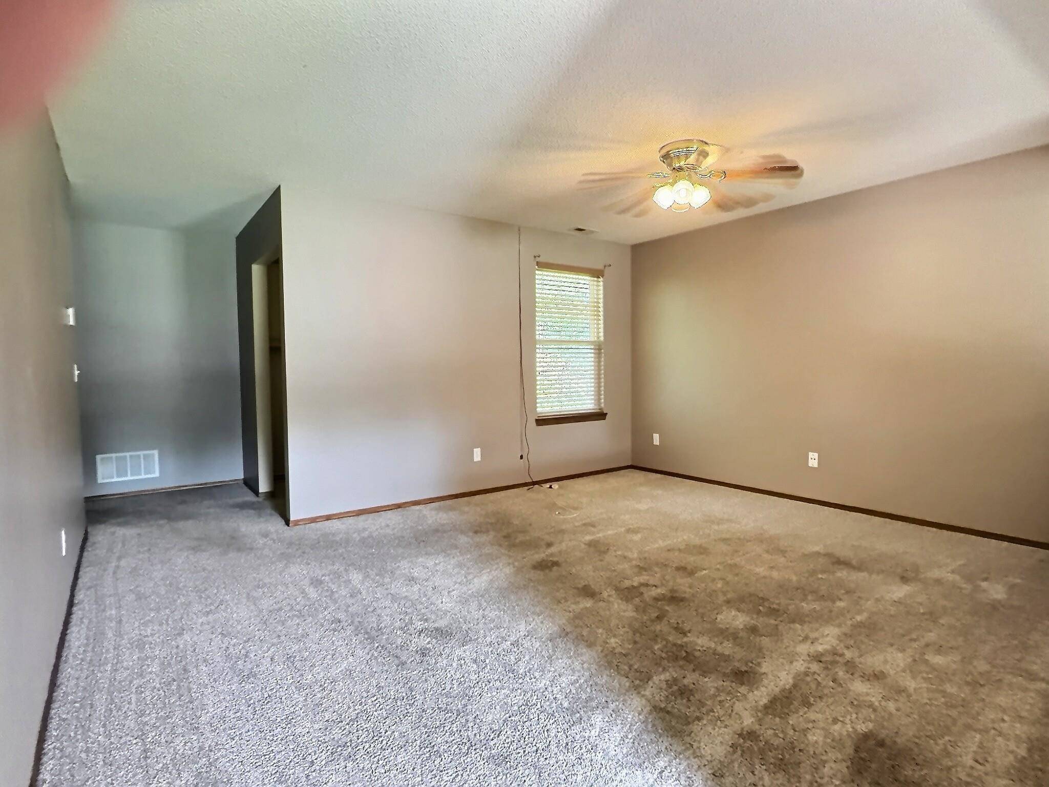 258 S Lamar, Haysville, KS 67060