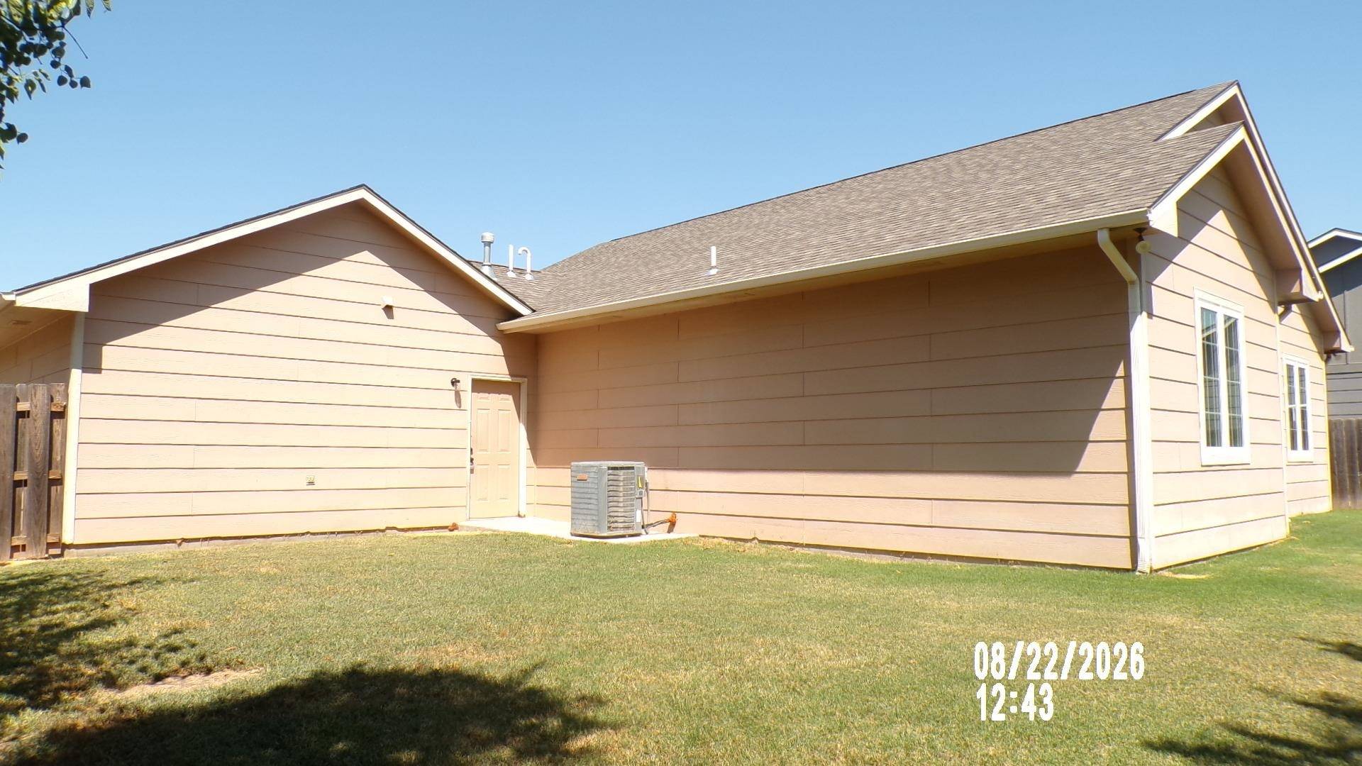 1850 S LARK CT, Wichita, KS 67209-4402