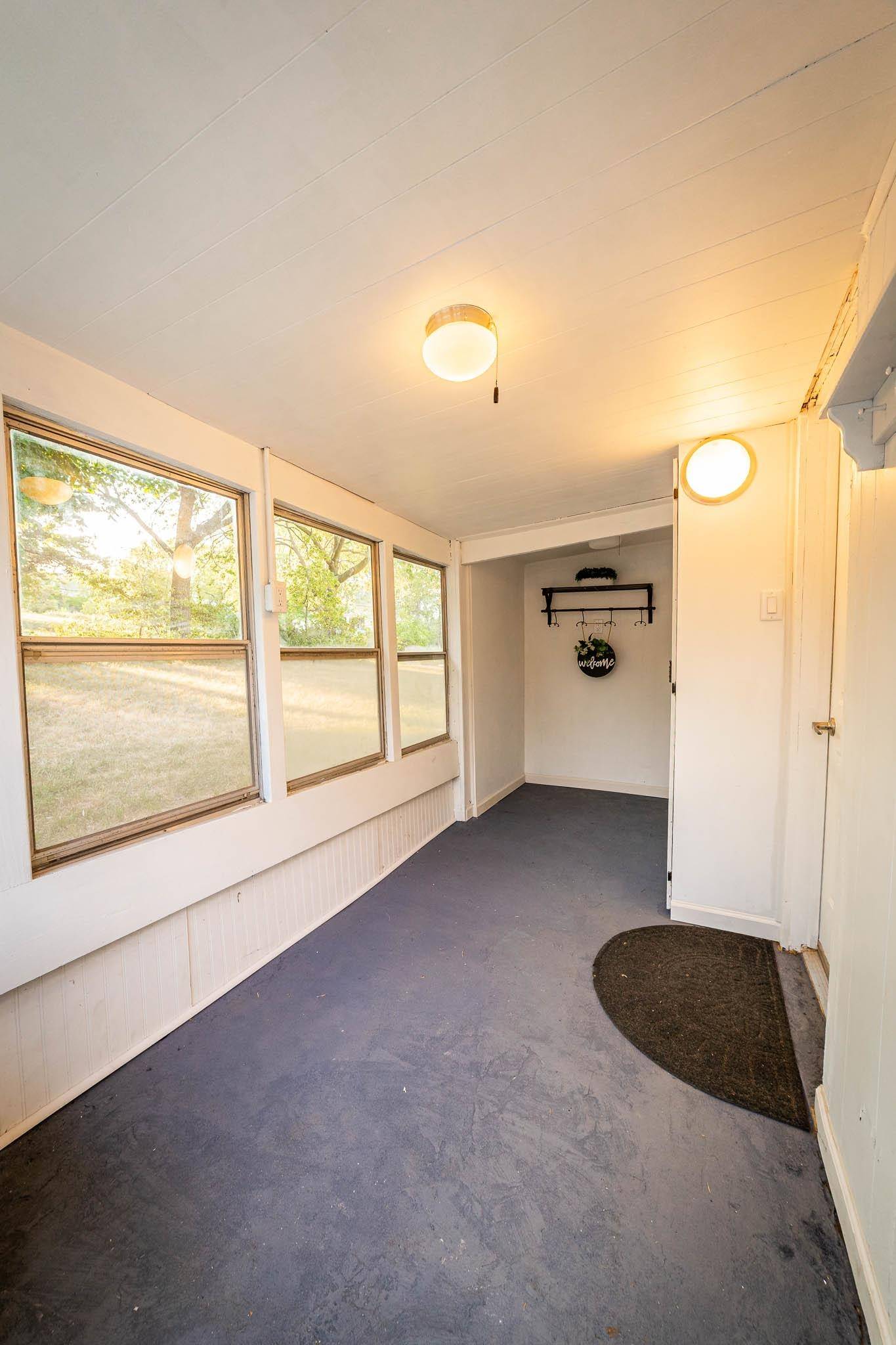 418 W 5th St, Concordia, KS 66901