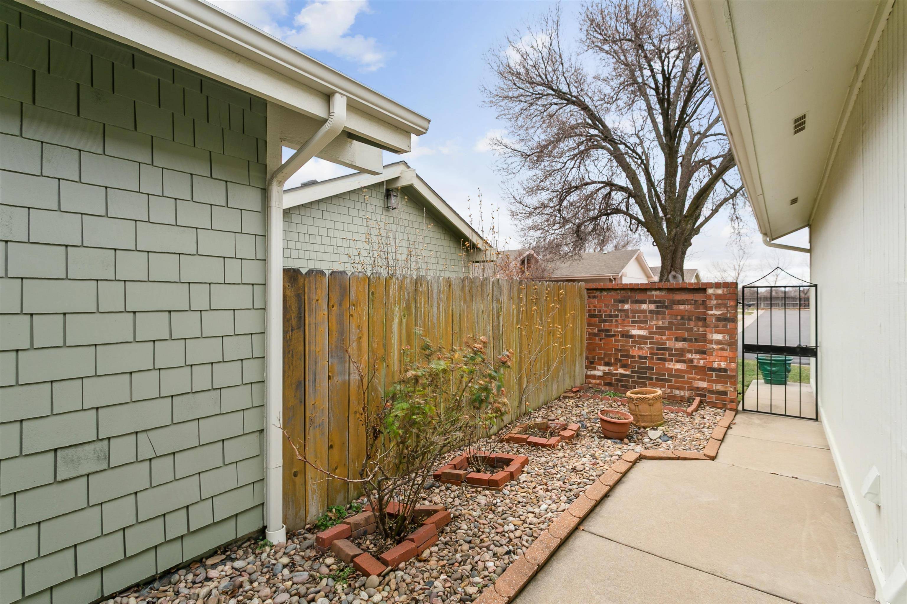 7700 E 13th St N Unit 6, Wichita, KS 67206