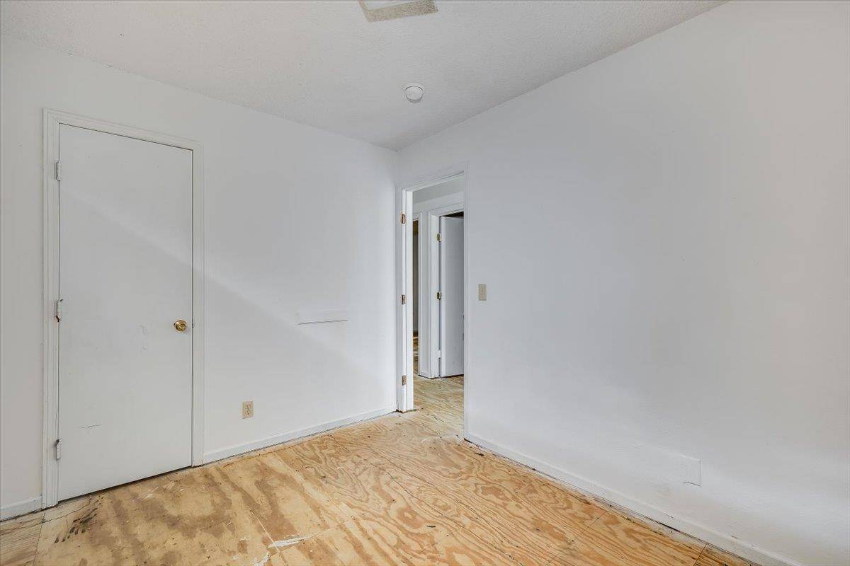 7031 W Frazier Ln, Wichita, KS 67212