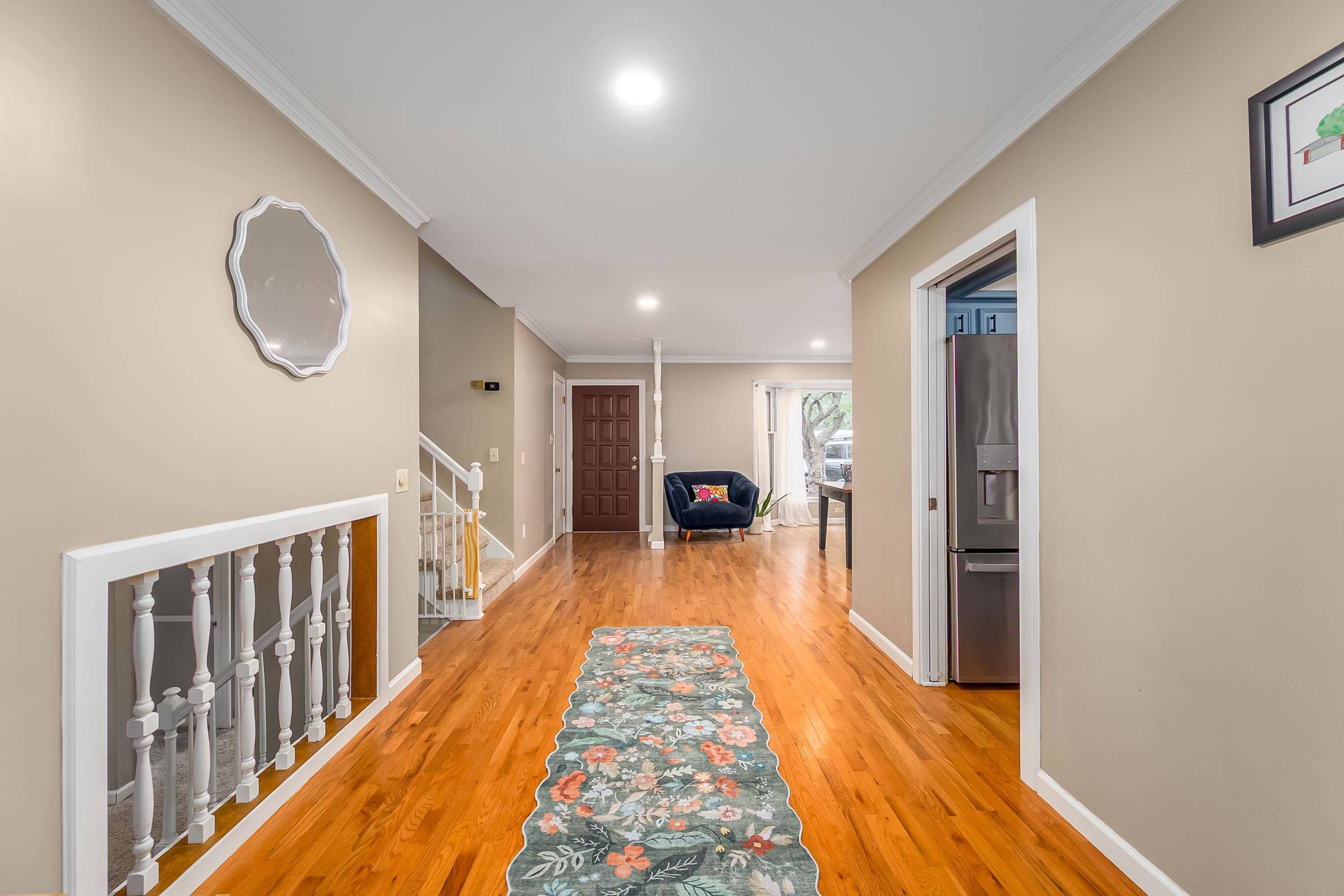 621 N Willow Dr, Derby, KS 67037-1949
