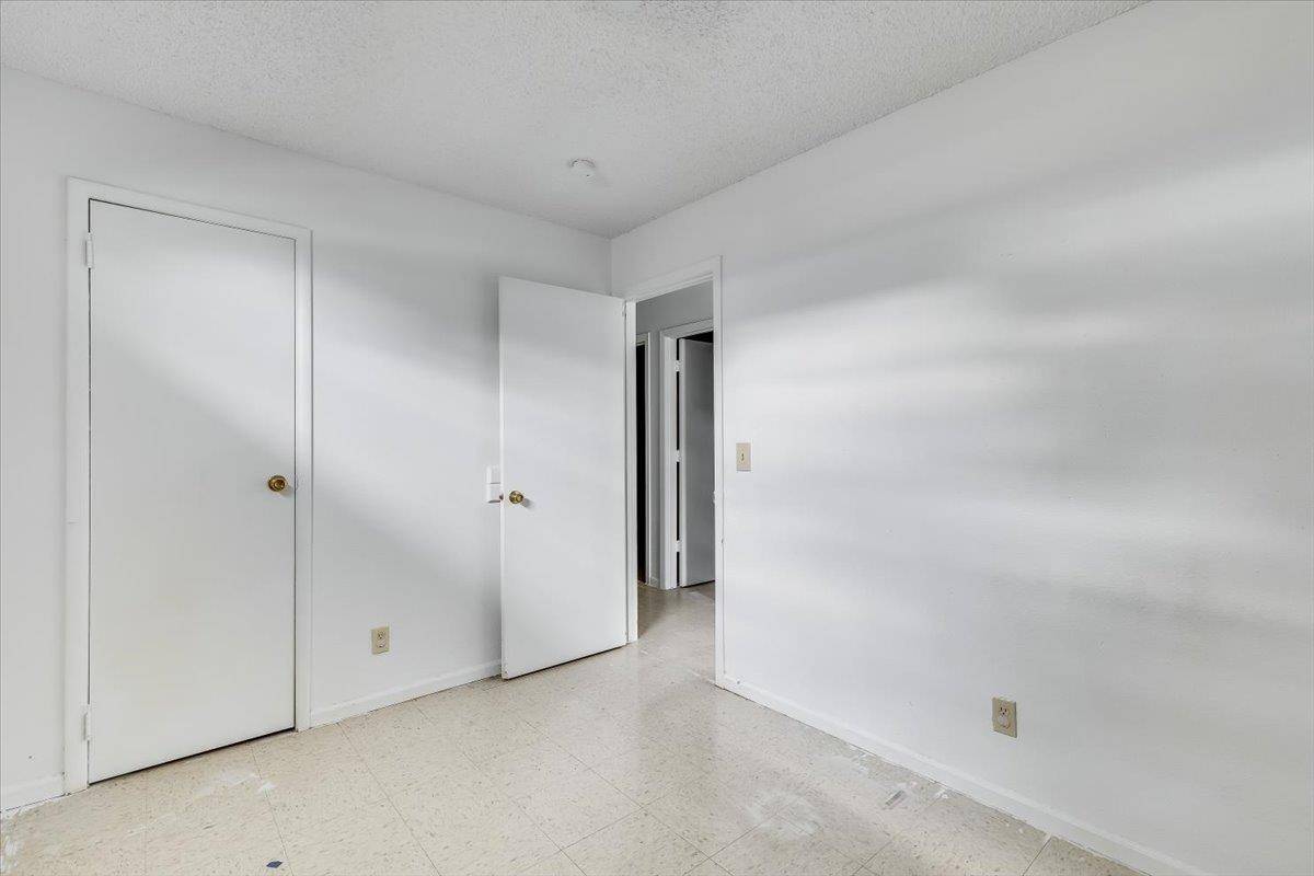 7037 W Frazier, Wichita, KS 67212