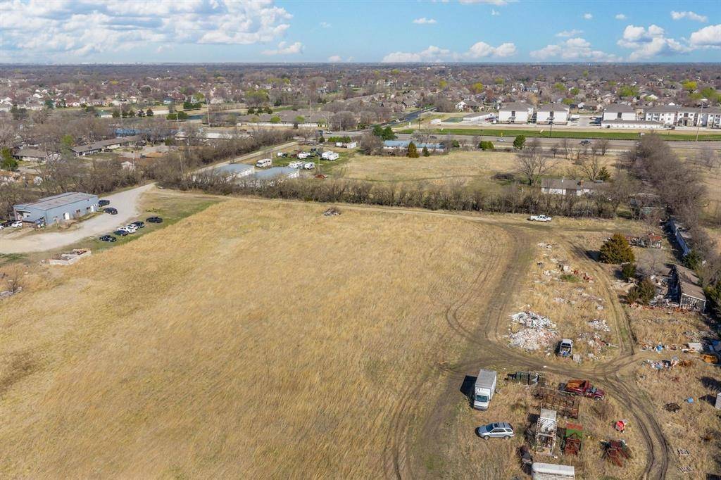 809 W Hwy 54, Andover, KS 67002