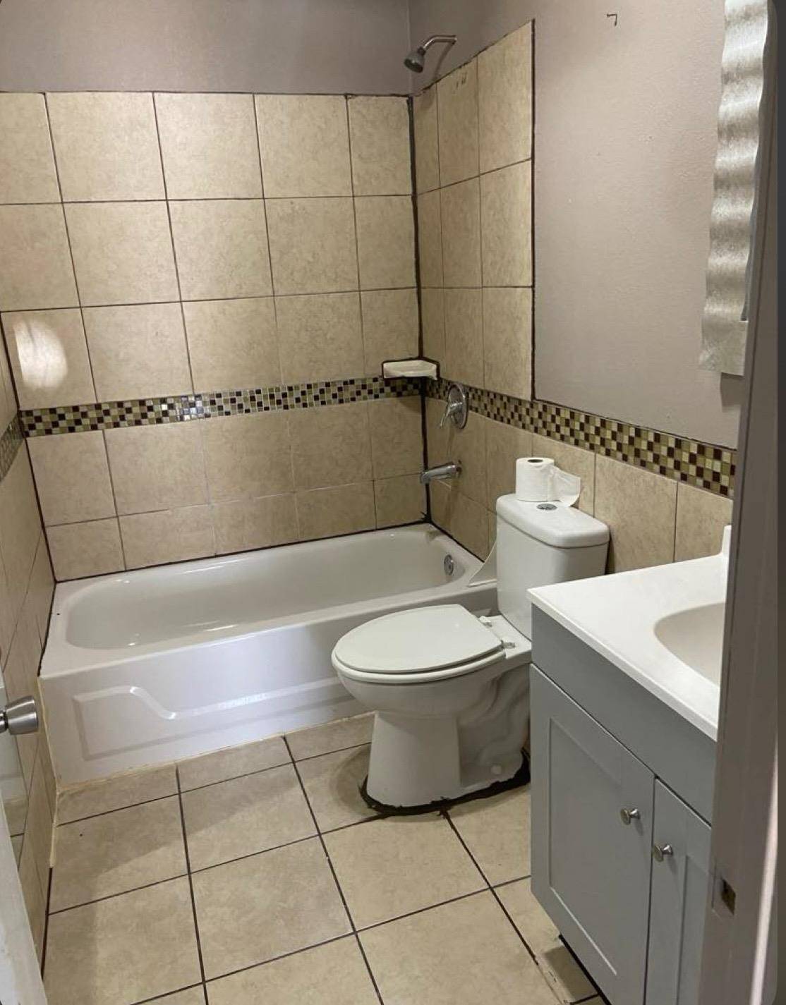 3933 E Ross Pky, Wichita, KS 67210