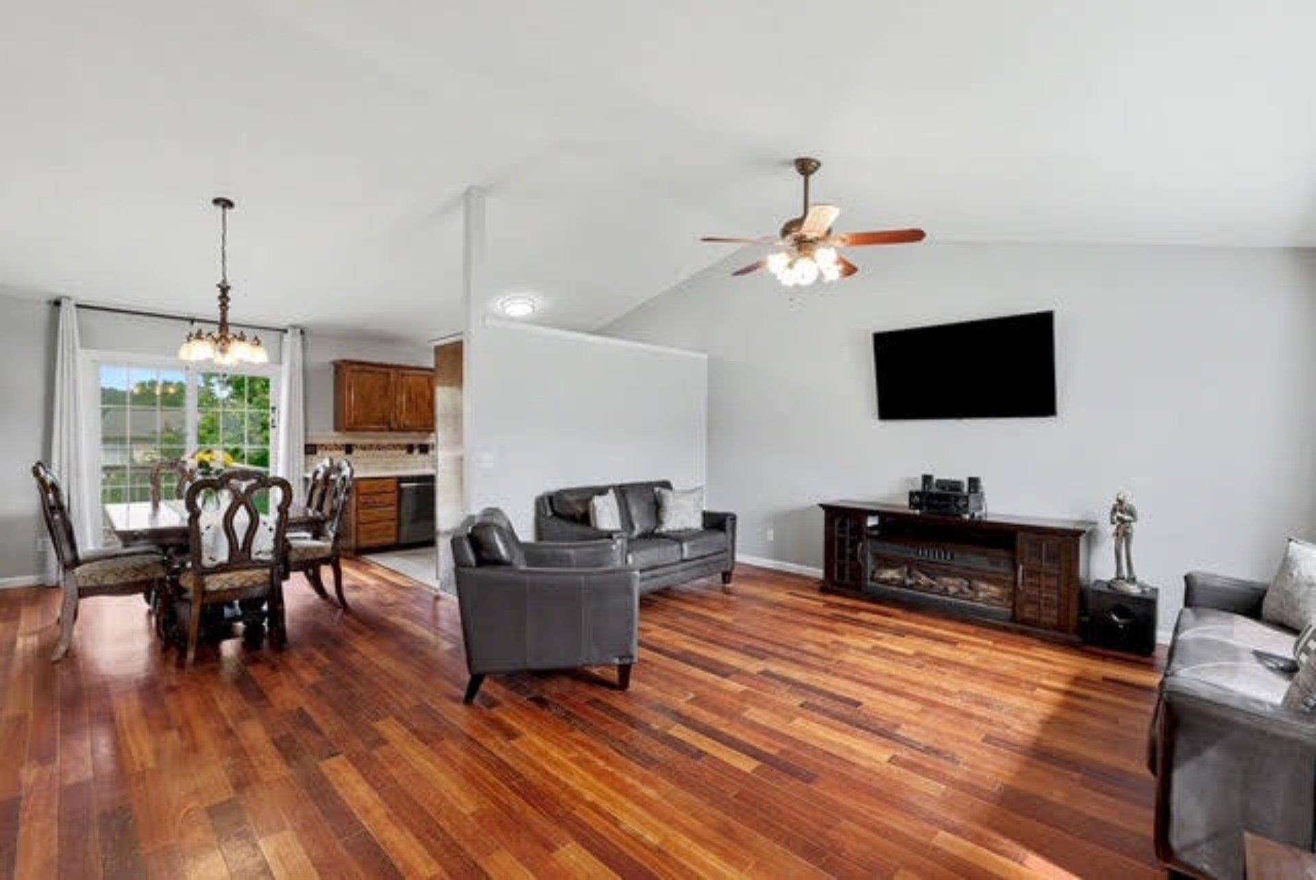 1913 S Honeytree St., Wichita, KS 67207