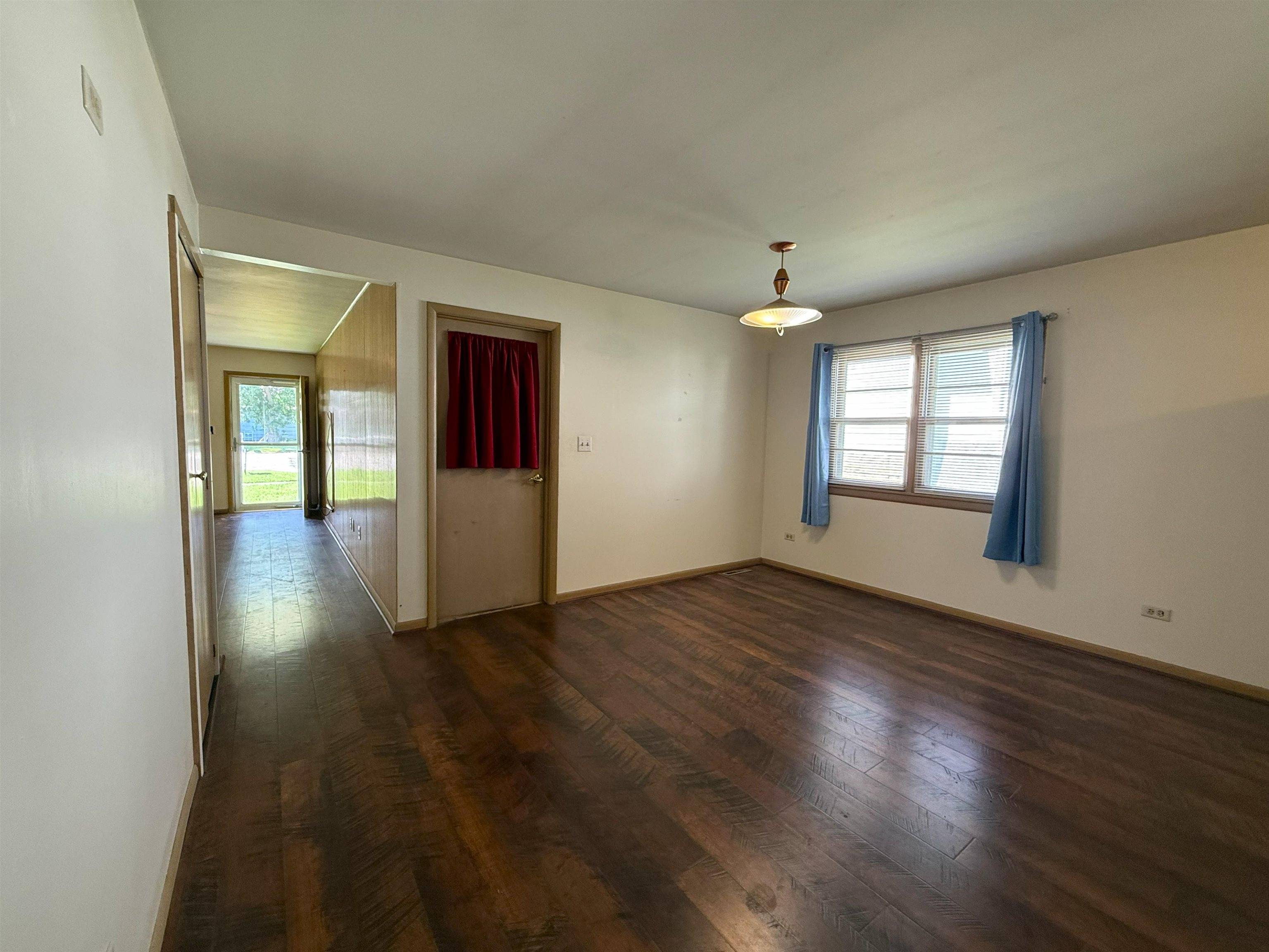 118 W School Street, Lincoln, KS 67455