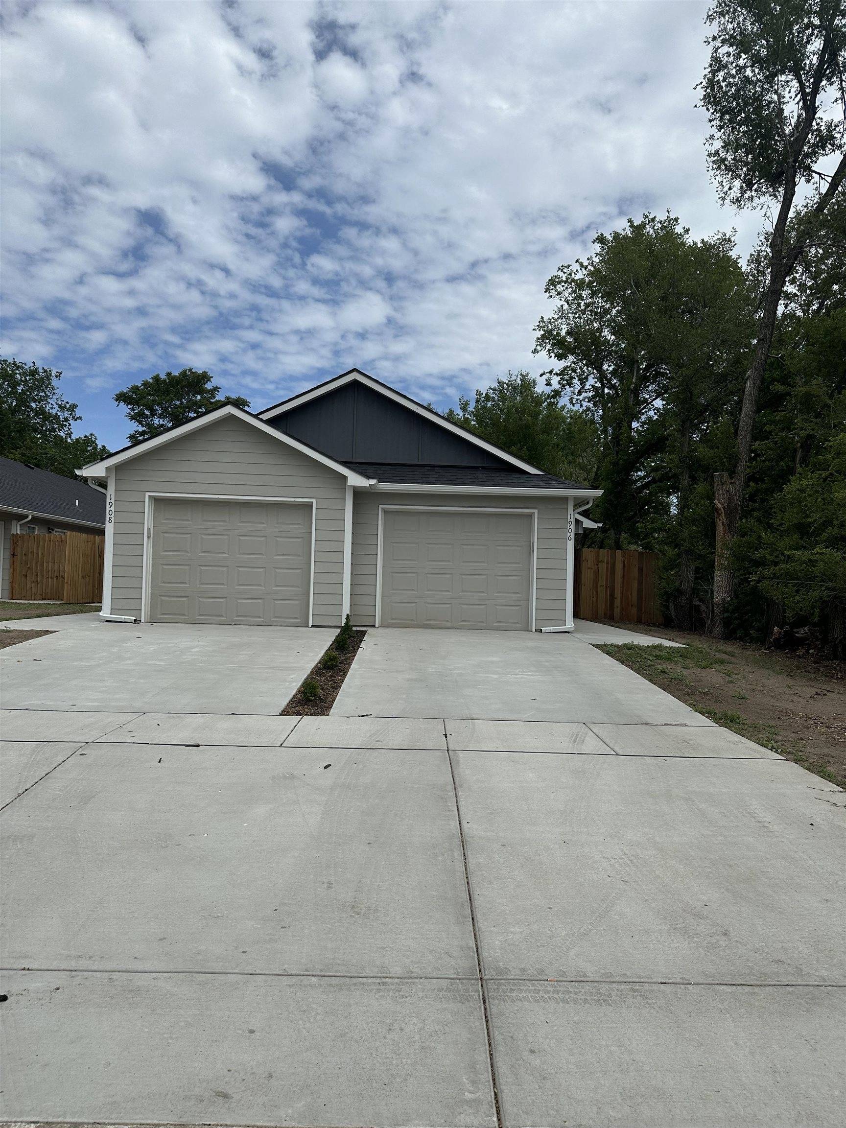 1019 N Spruce, Wichita, KS 67214