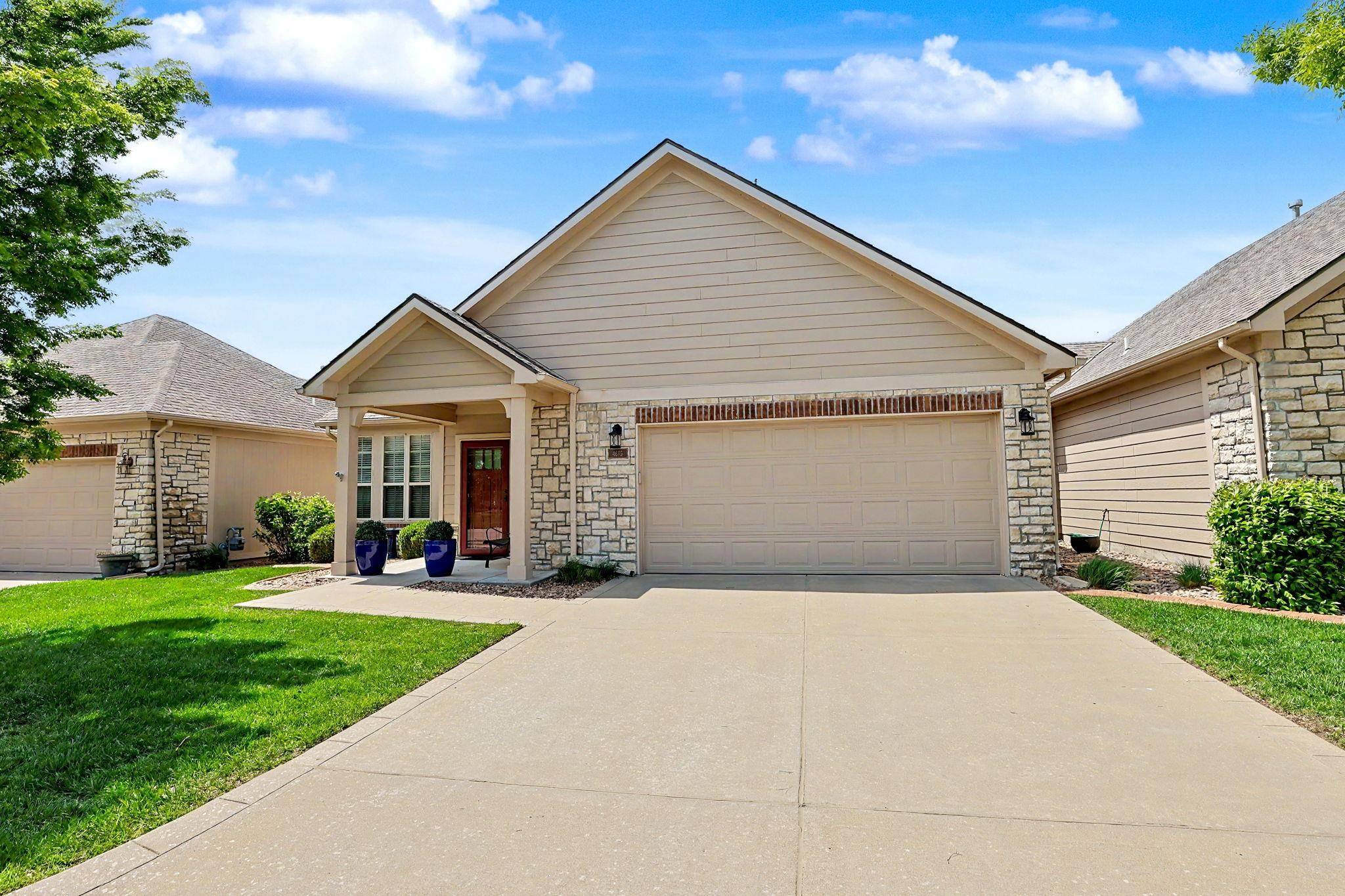 4875 N Indian Oak Street, Bel Aire, KS 67226