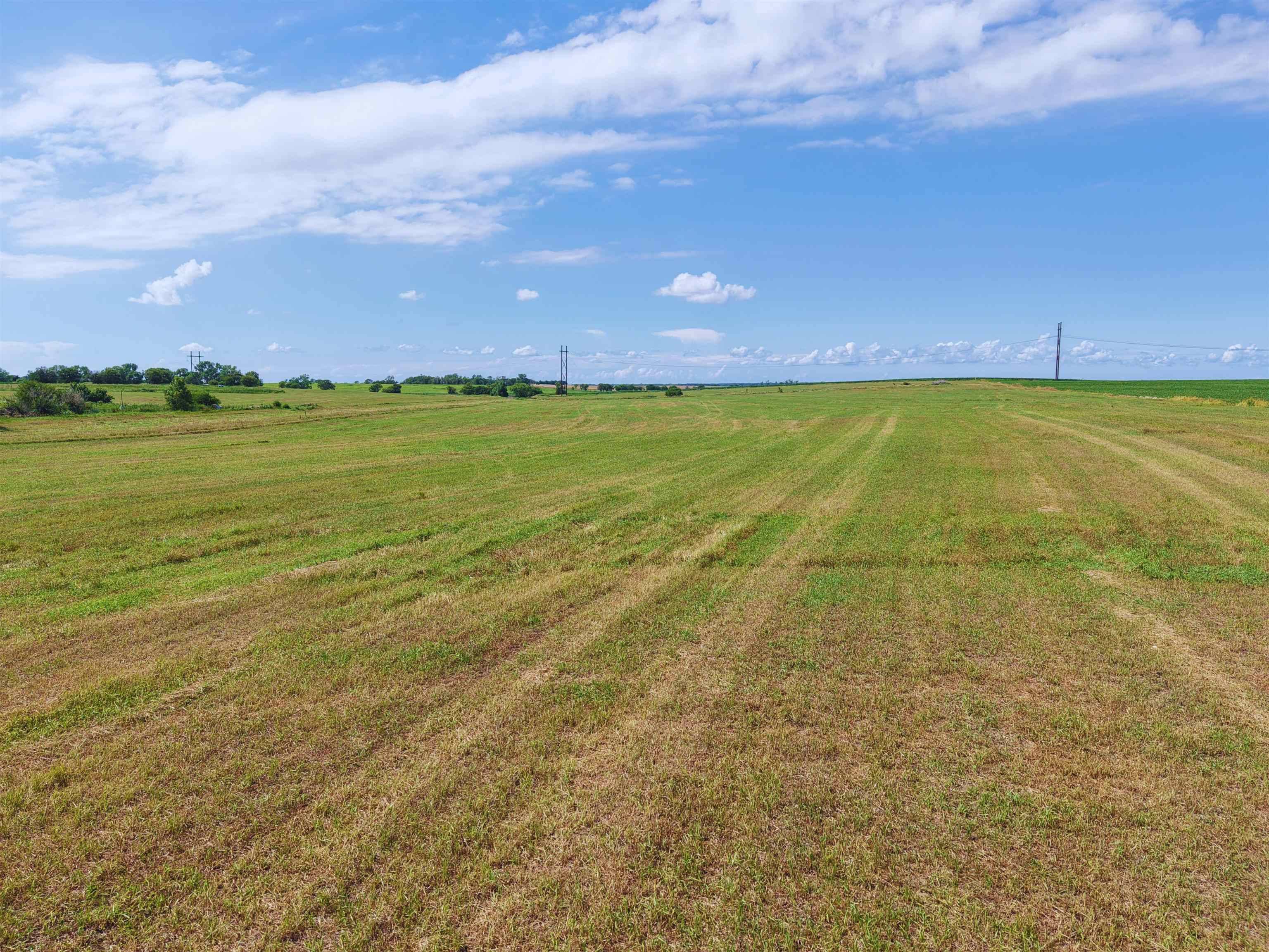 347 1700 Ave, Abilene, KS 67410-0000