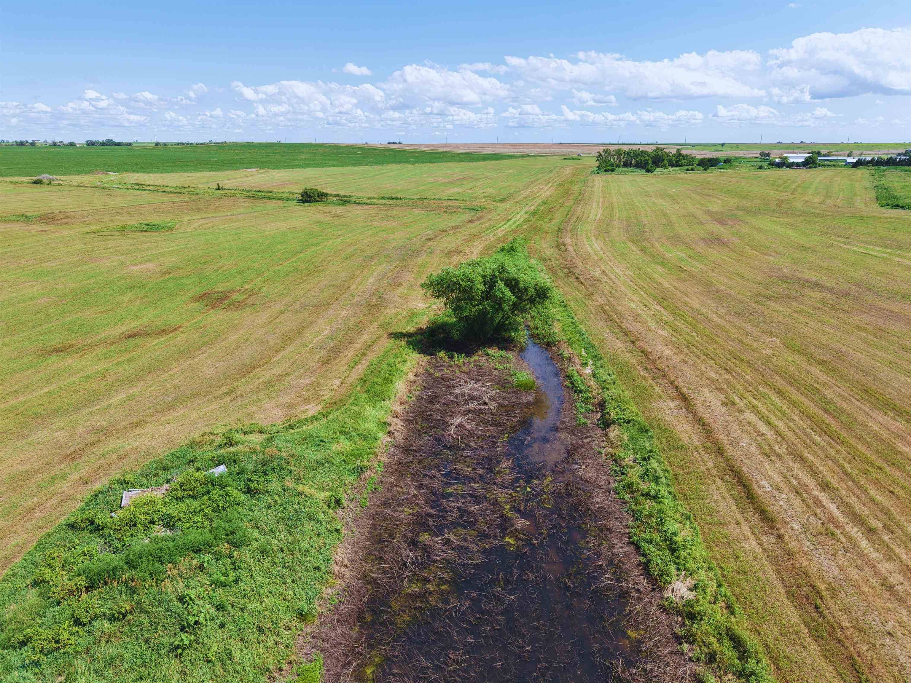 347 1700 Ave, Abilene, KS 67410-0000