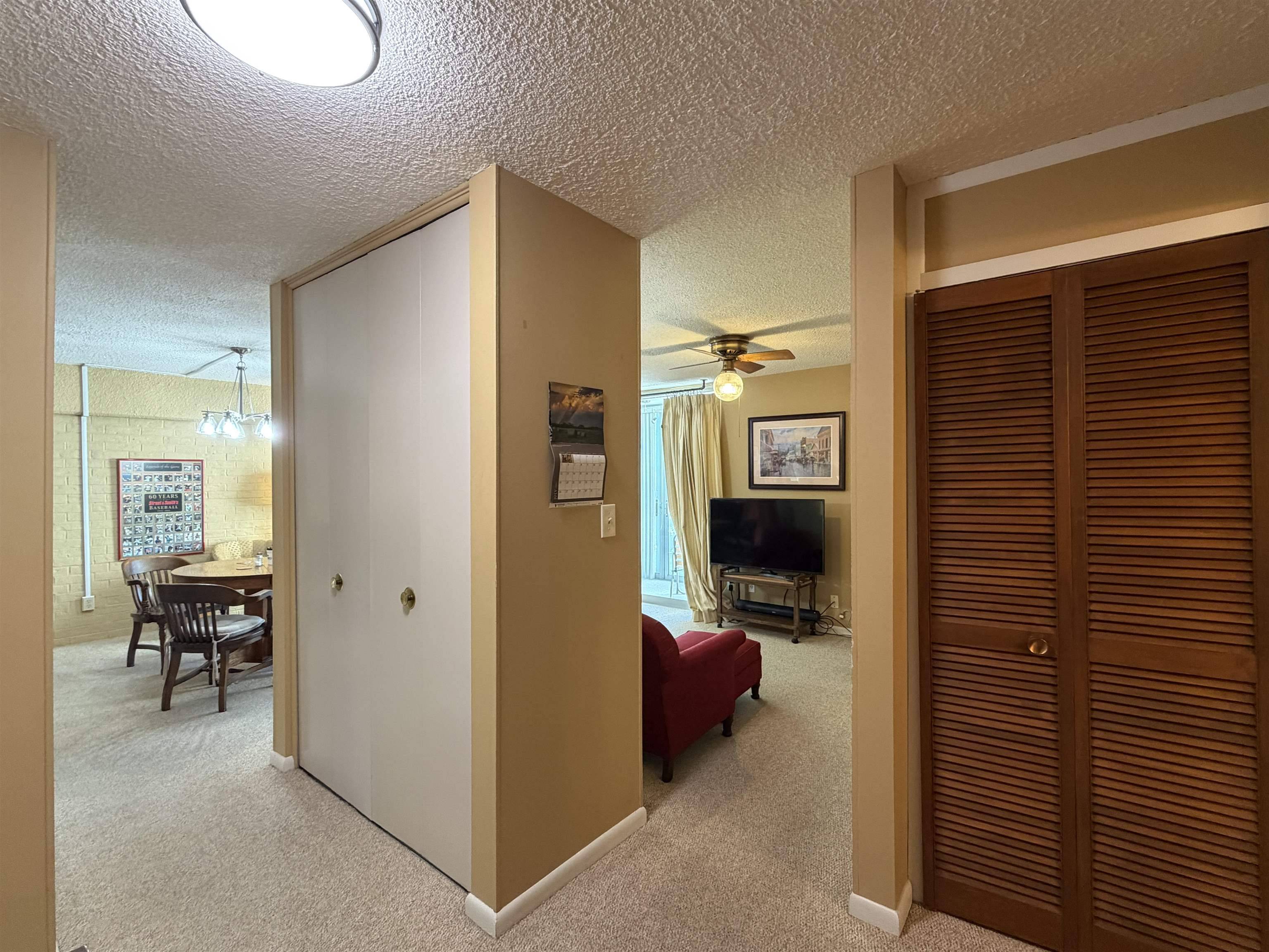 330 W Central Ave, El Dorado, KS 67042