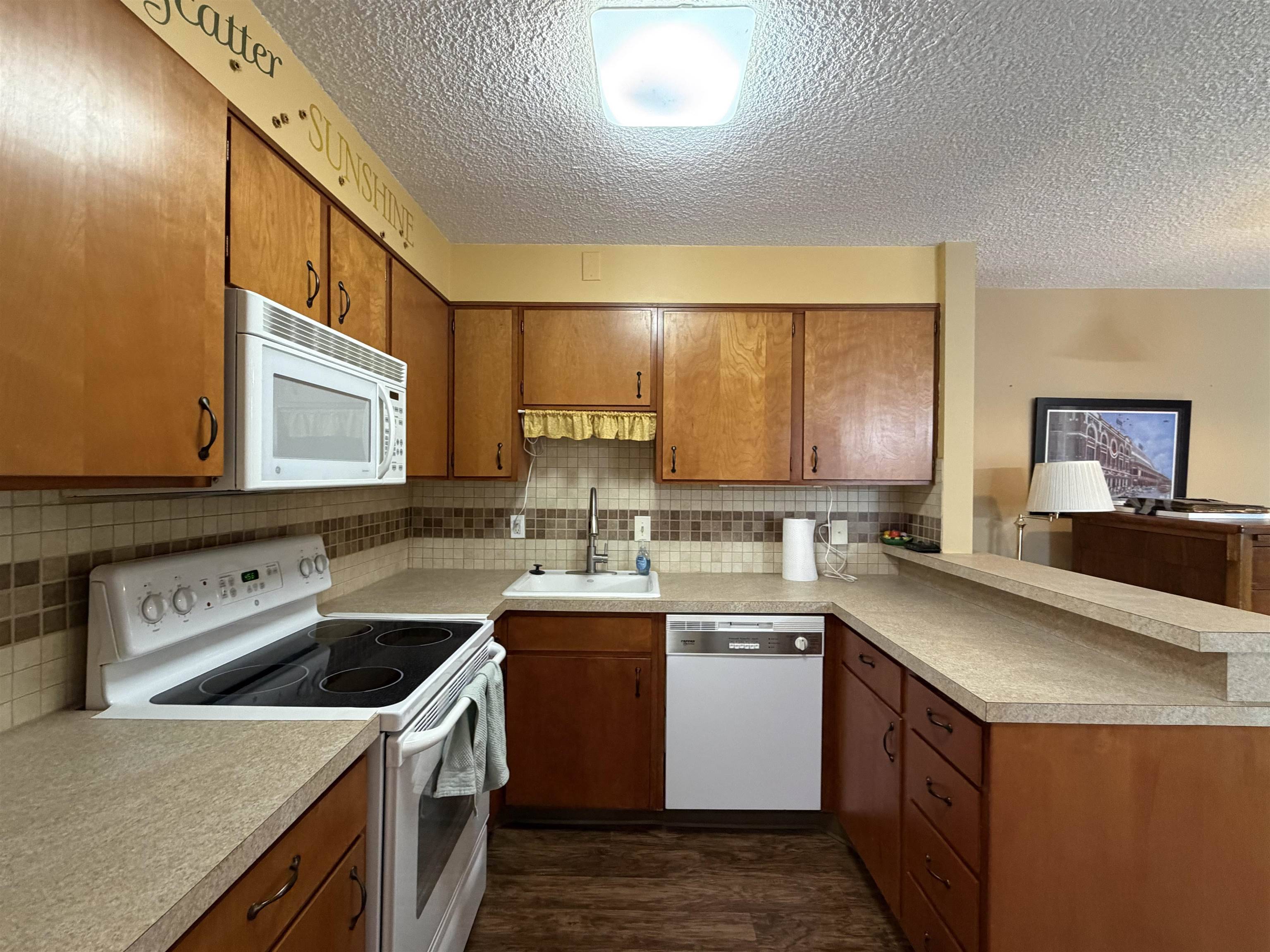 330 W Central Ave, El Dorado, KS 67042