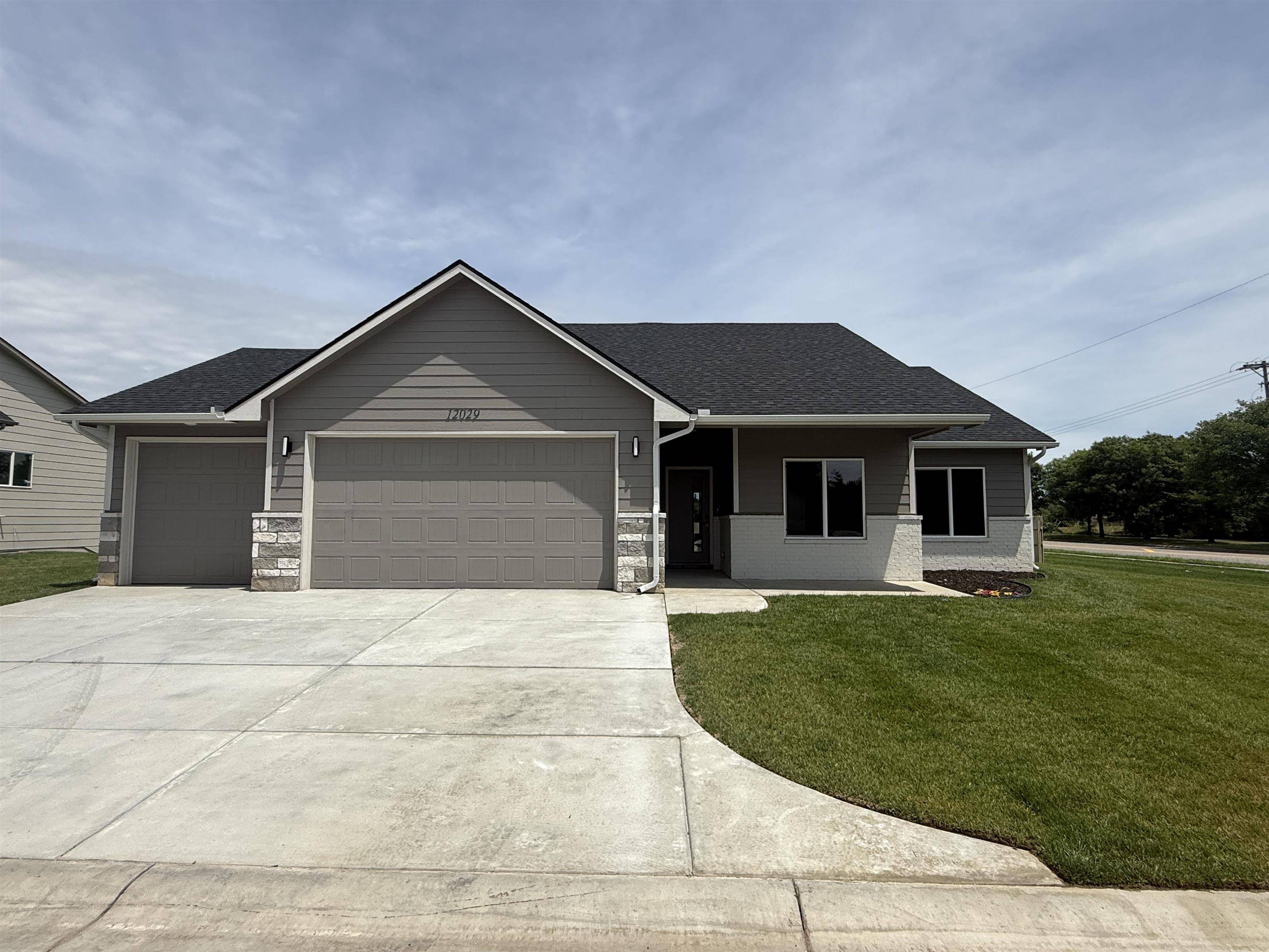 12029 W Cornelison Ct, Wichita, KS 67235