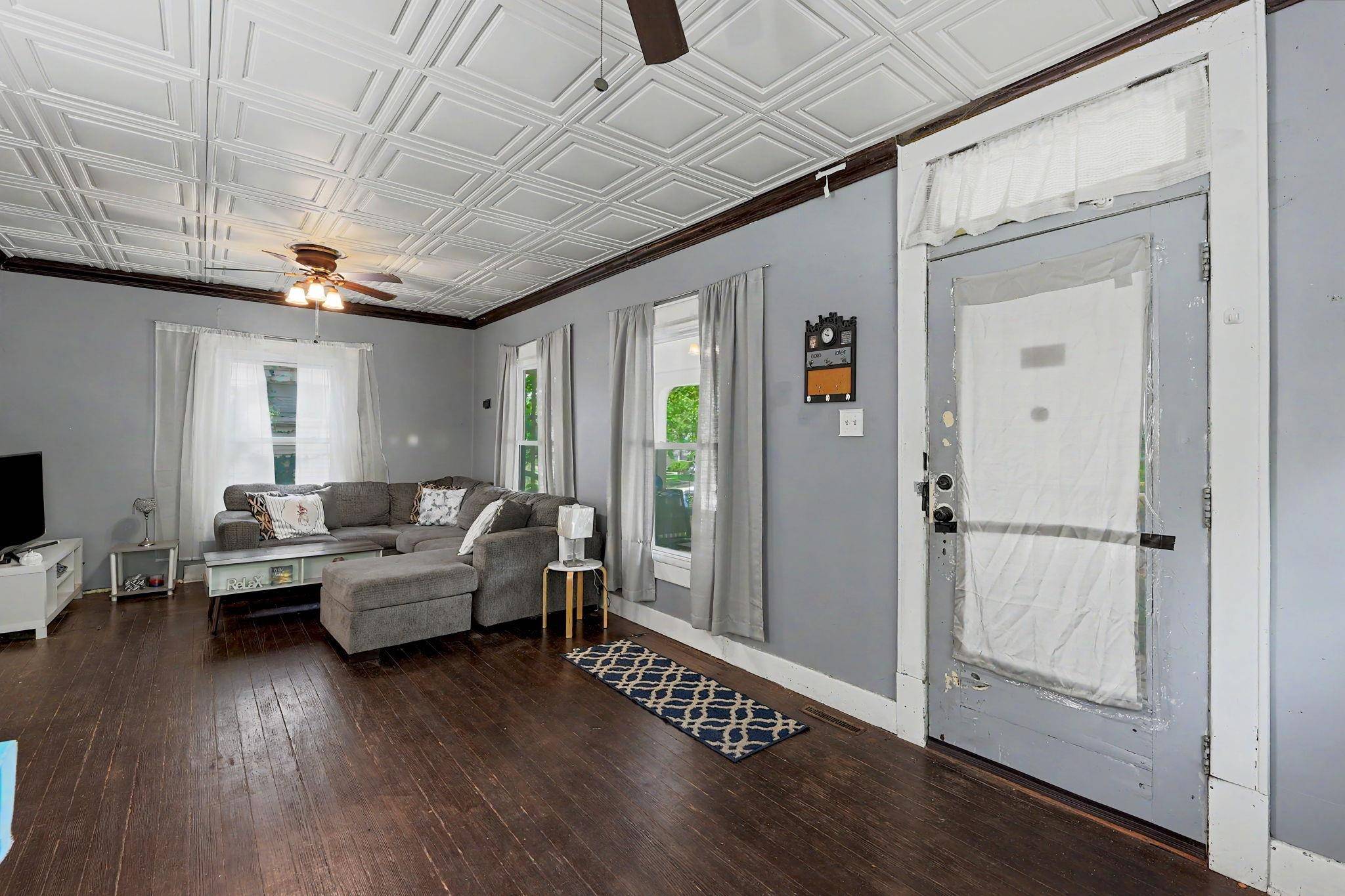 1538 N Holyoke, Wichita, KS 67208