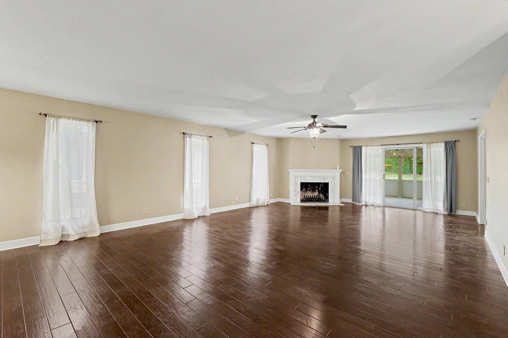 81 E Via Verde St, Wichita, KS 67230