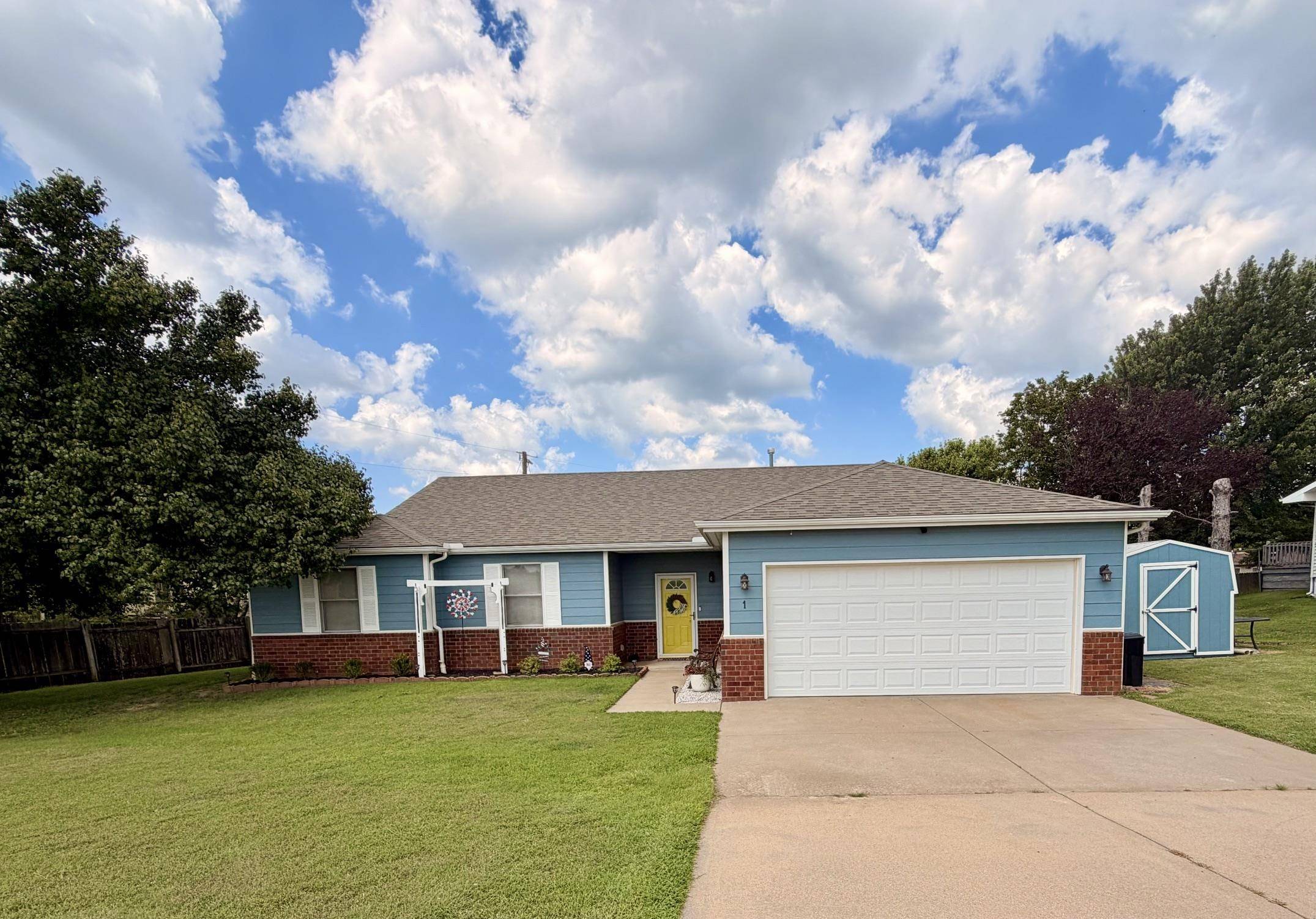 1 Lomond Terrace, Winfield, KS 67156