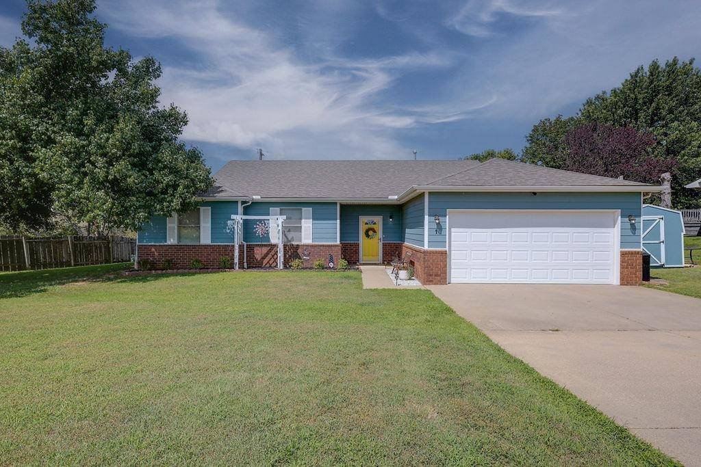 1 Lomond Terrace, Winfield, KS 67156
